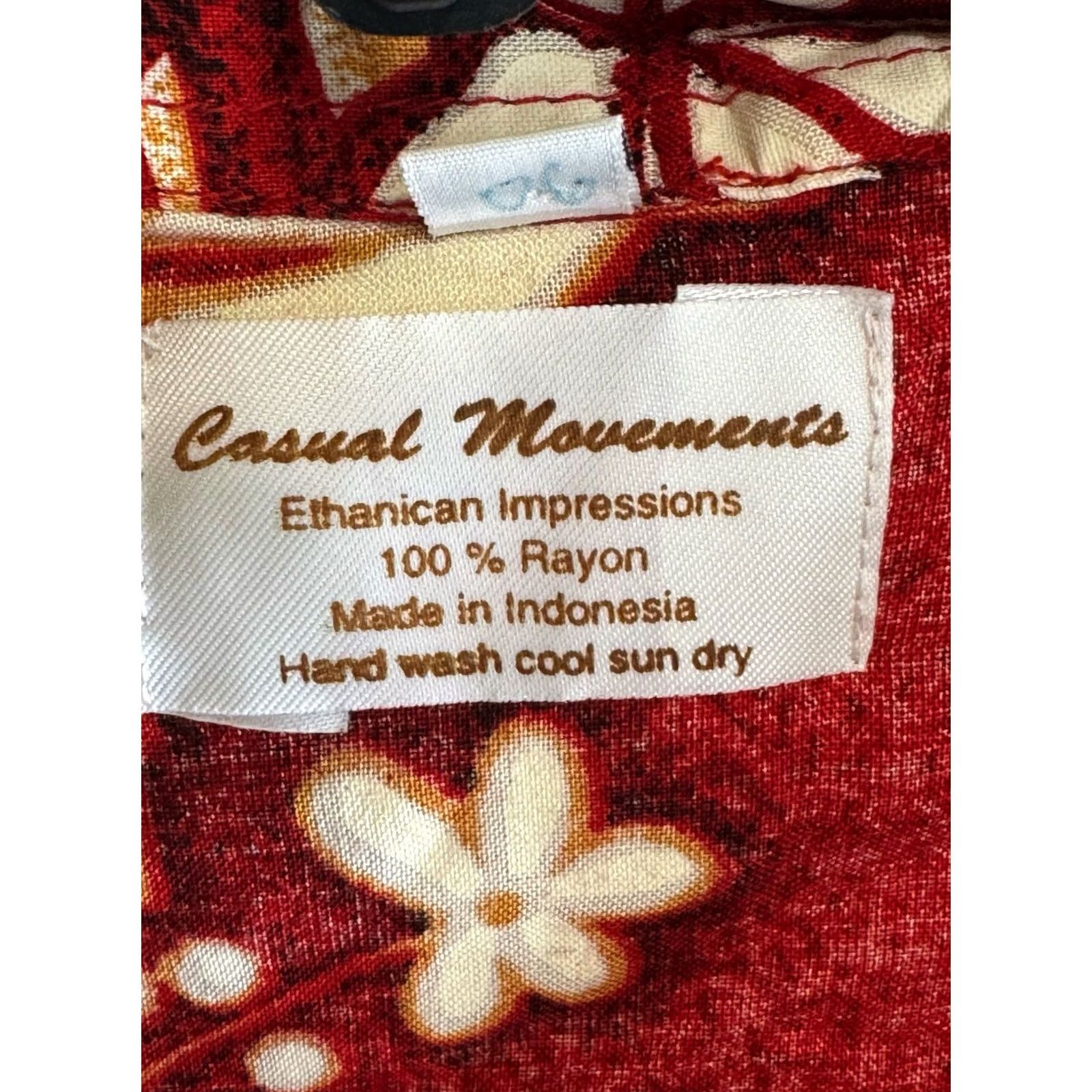 Vintage Ethanican Red Floral Shirt SHORT SLEEVE Button-Up XL Mens XS? Size US XL / EU 56 / 4 - 4 Thumbnail