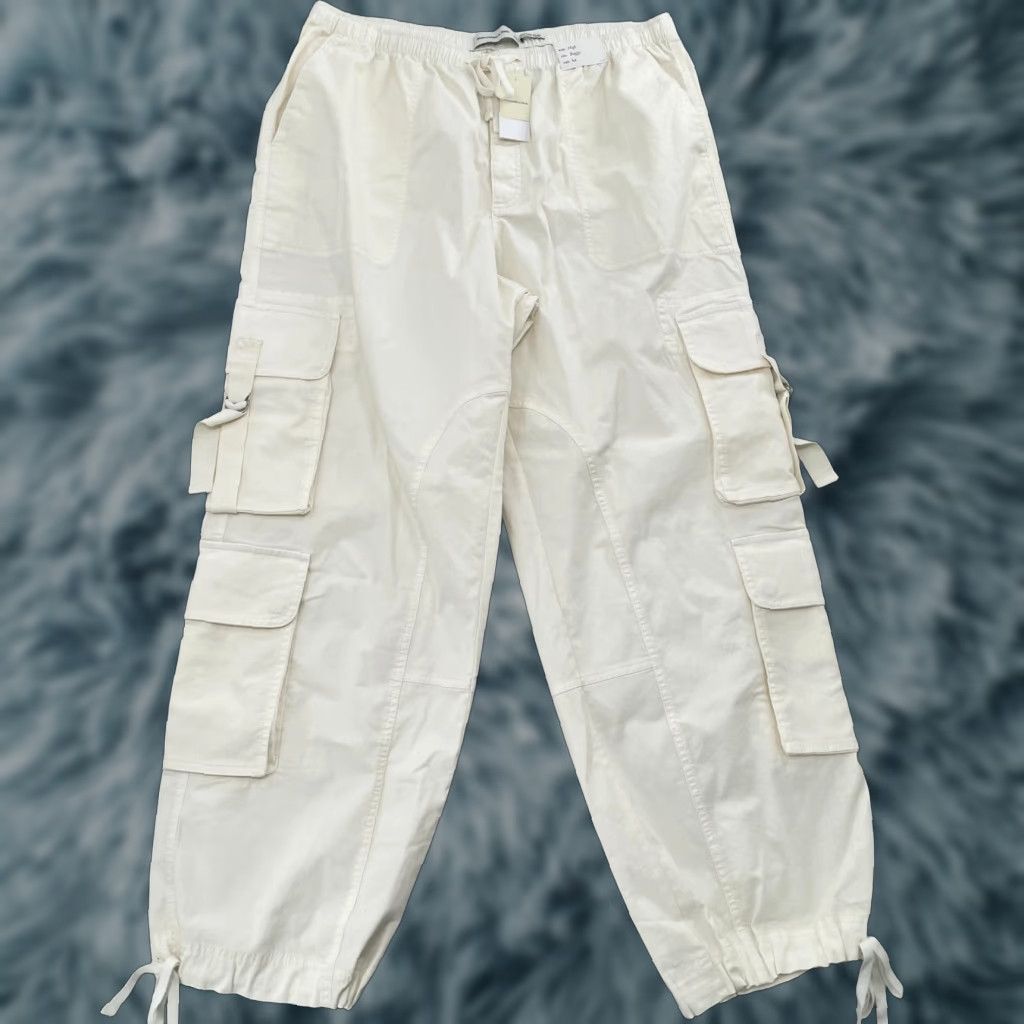 Abercrombie & Fitch ABERCROMBIE & FITCH Cargo Pants Womens Large Ivory High Rise Tapered Baggy NEW Size 36" / US 14 / IT 50 - 1 Thumbnail