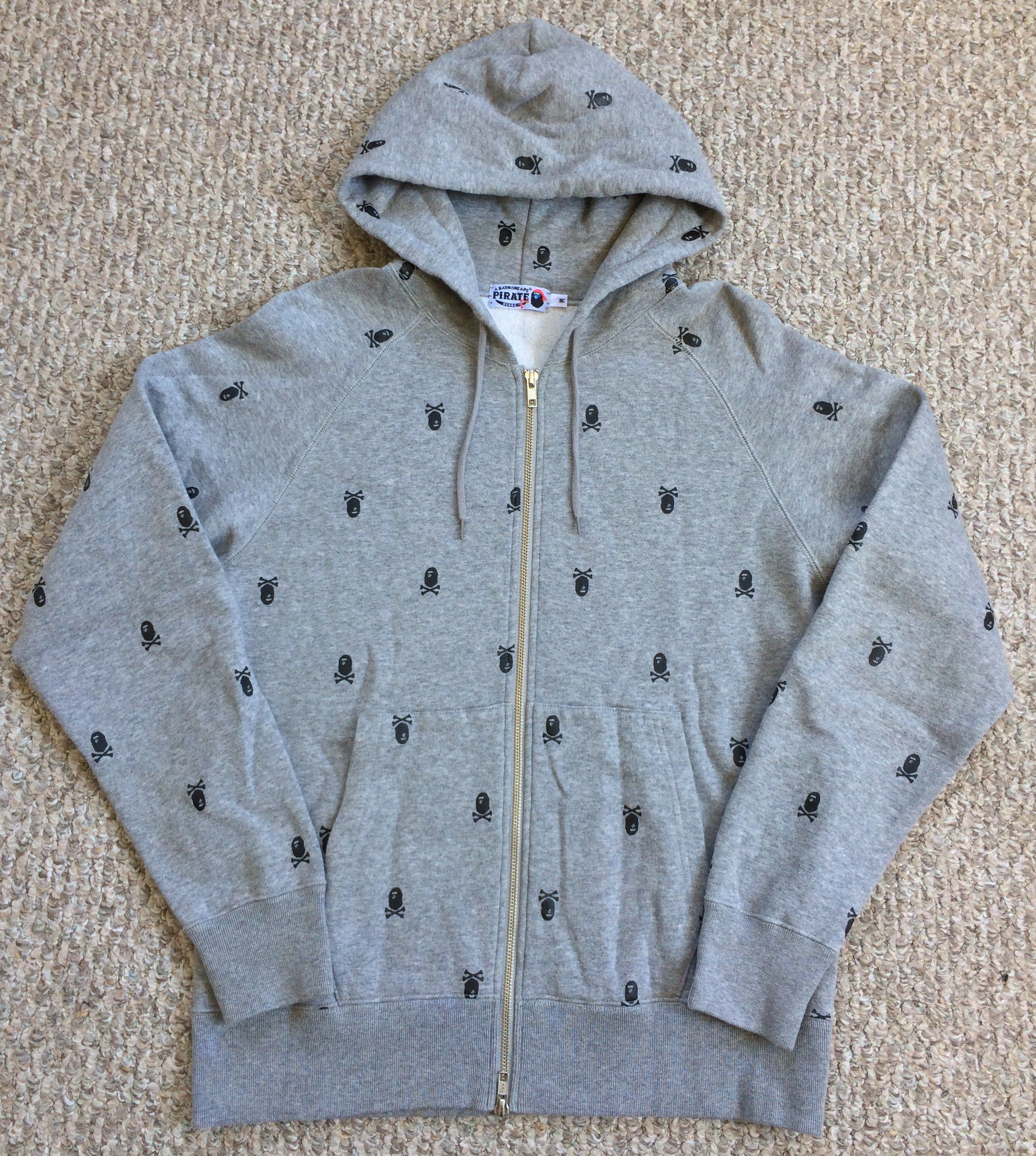 Bape Bape Pirate Store Exclusive Hoodie Size US M / EU 48-50 / 2 - 1 Thumbnail