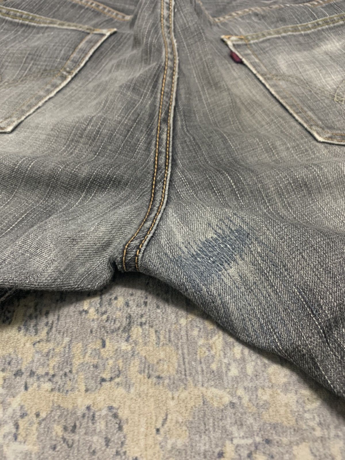 If Six Was Nine Vintage Edwin Japan Light Wash Distress Baggy Jeans Size US 36 / EU 52 - 14 Thumbnail