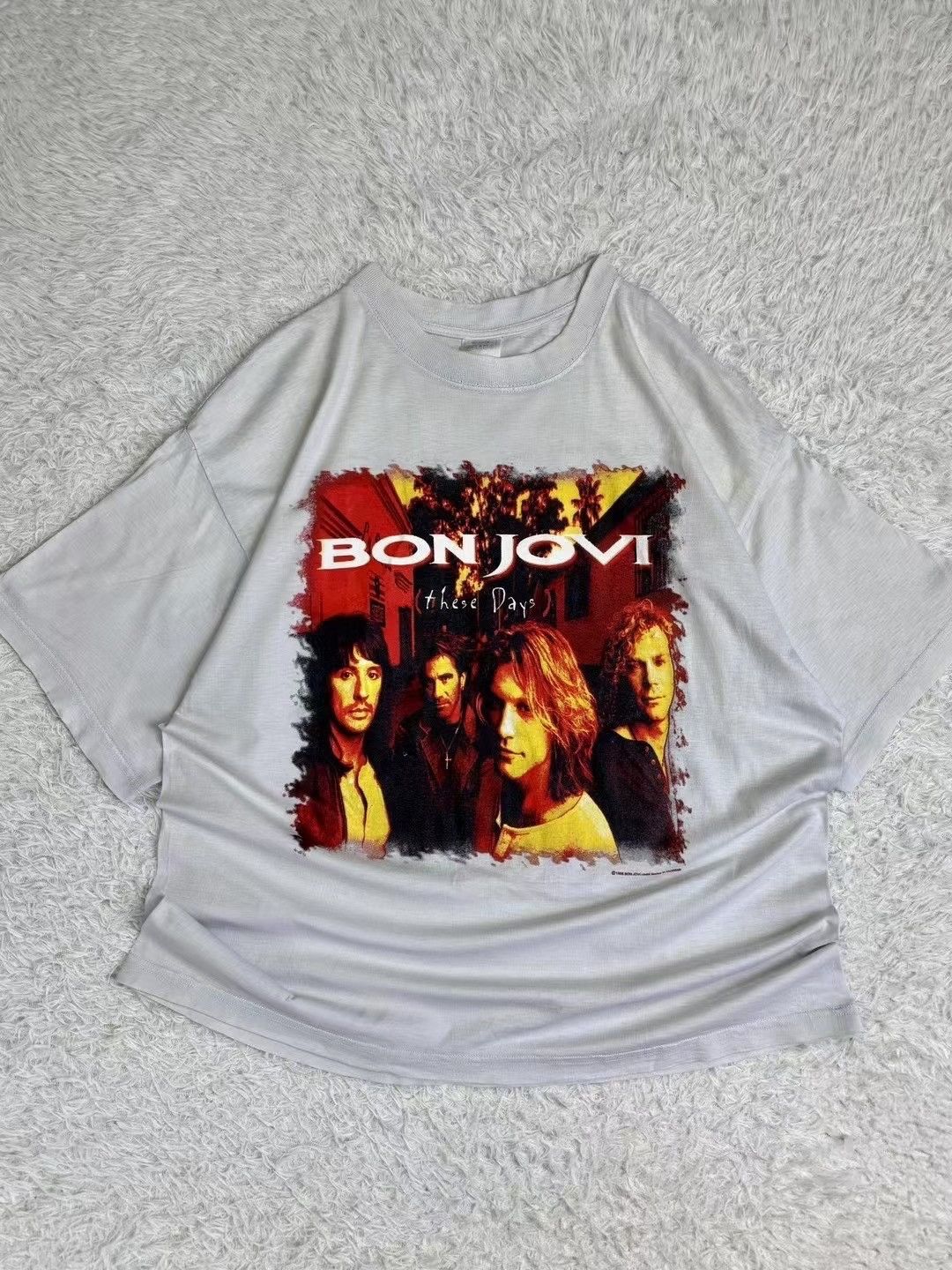 Vintage Vintage tee Bon Jovi 90s Band tee Size US XL / EU 56 / 4 - 2 Thumbnail