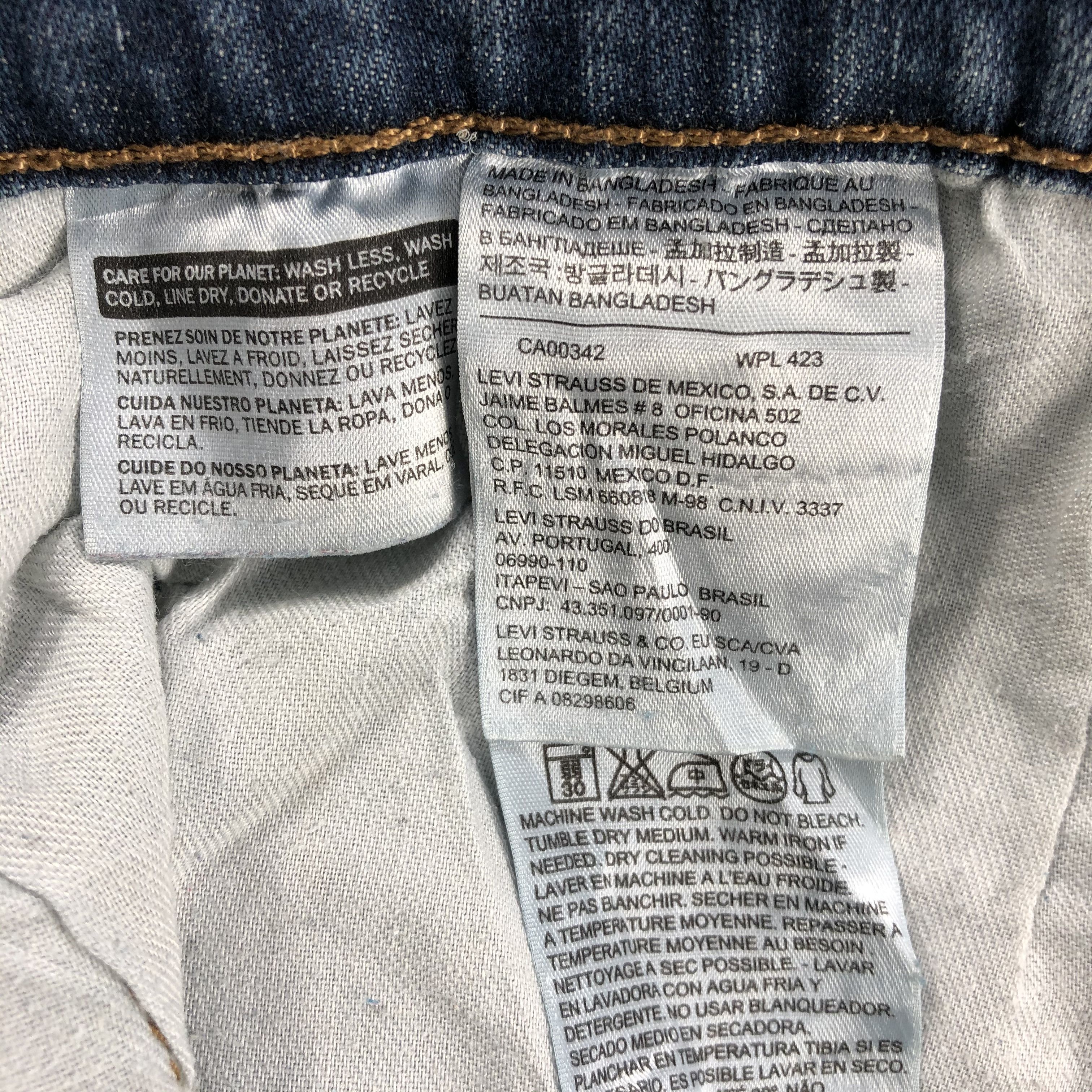 Levi's Vintage Blue Wash Levis 514 Jeans-J1558 Size US 34 / EU 50 - 14 Thumbnail