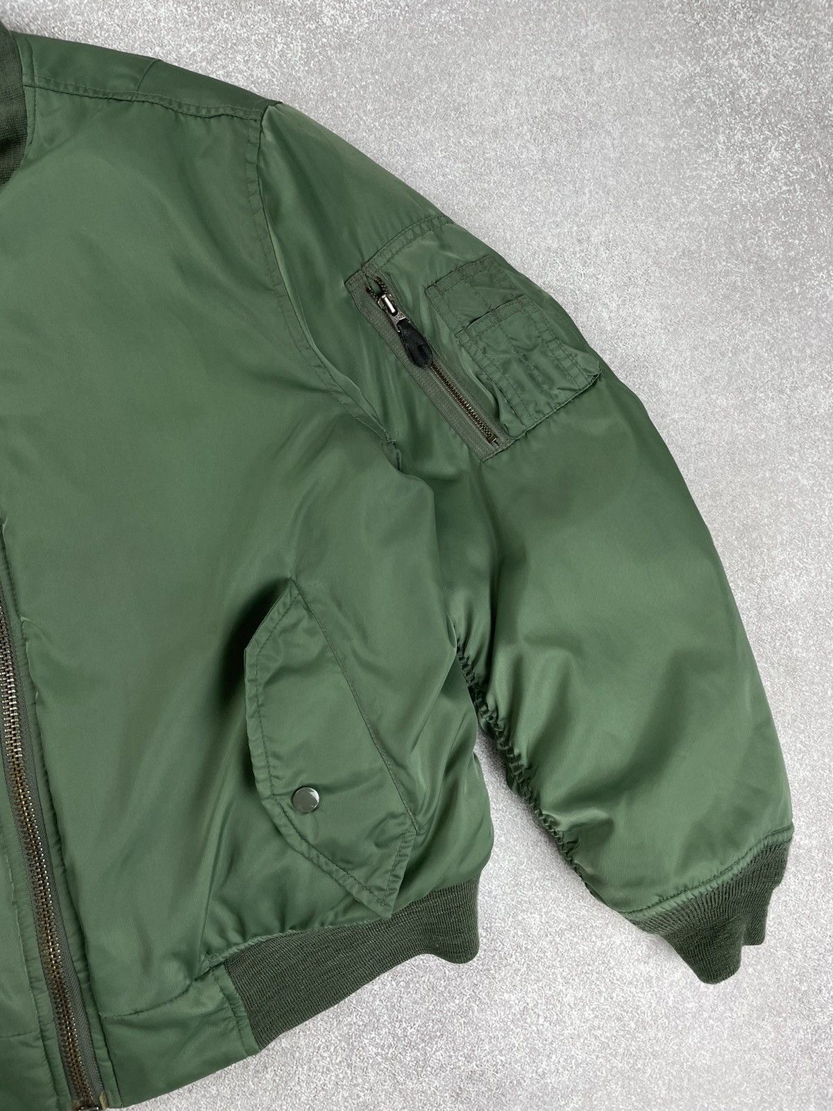 Vintage Vintage Flyer’s Man Intermediate MA-1 Bomber Jacket Size US M / EU 48-50 / 2 - 3 Thumbnail
