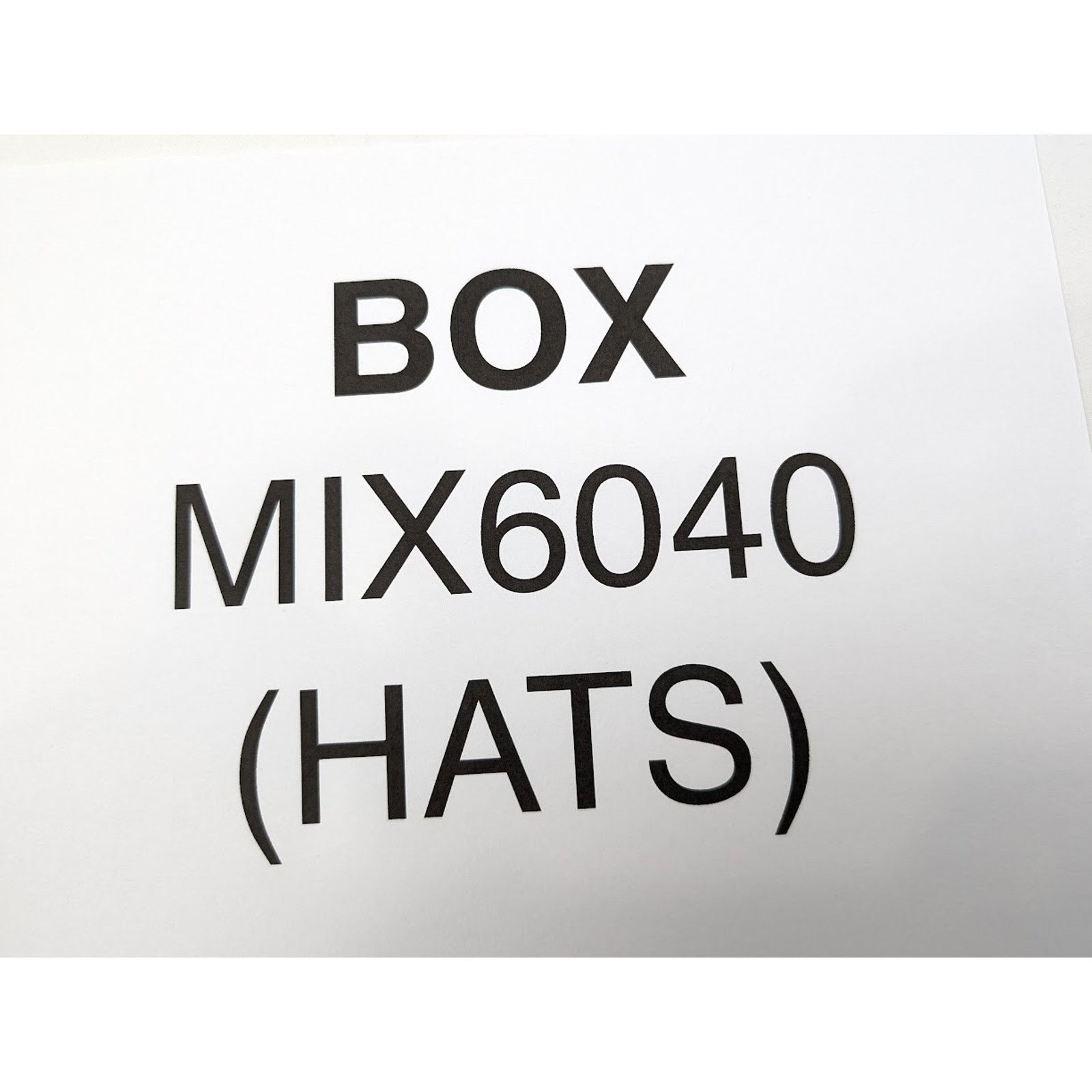 o1rshd1 Size: M / M. Woven Hat / Cap in Multicolor