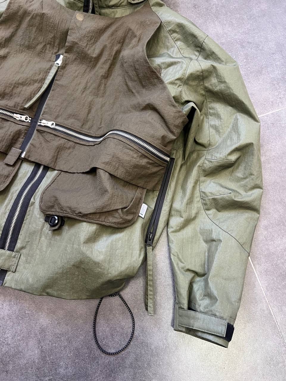 Guerrilla Group Guerrilla Group Acronym type jacket Size US S / EU 44-46 / 1 - 2 Thumbnail