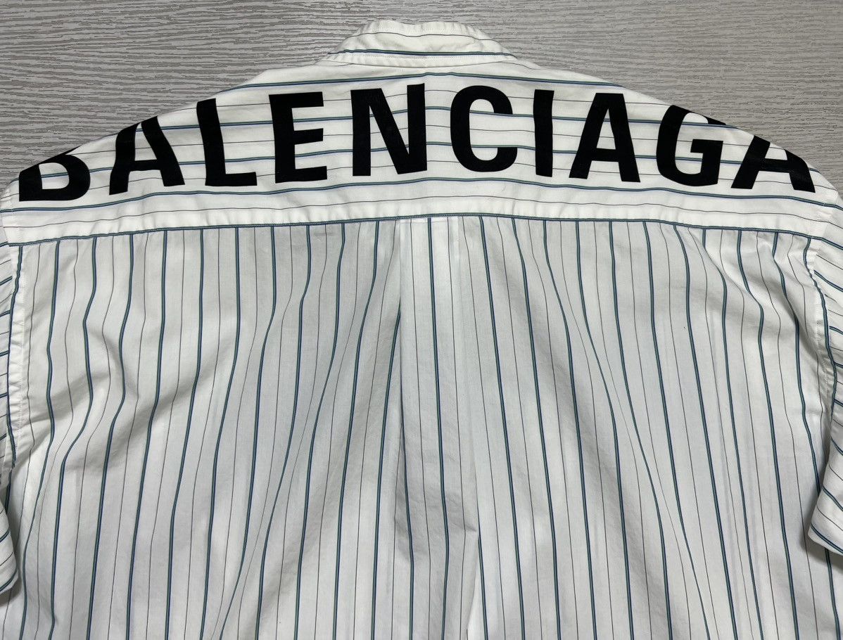 Balenciaga Balenciaga - Back Logo Bow Tie Stripe Longsleeve Shirt Size XXS / US 00 / IT 34 - 12 Thumbnail