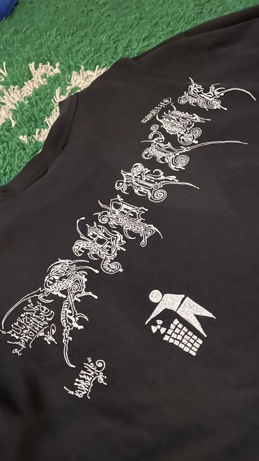 Supreme Wombat graffiti long sleeve Size US XL / EU 56 / 4 - 7 Thumbnail