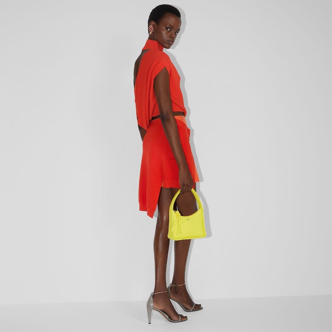 Fendi o1y0925 Mini Skirt in Red Size S / US 4 / IT 40 - 4 Thumbnail