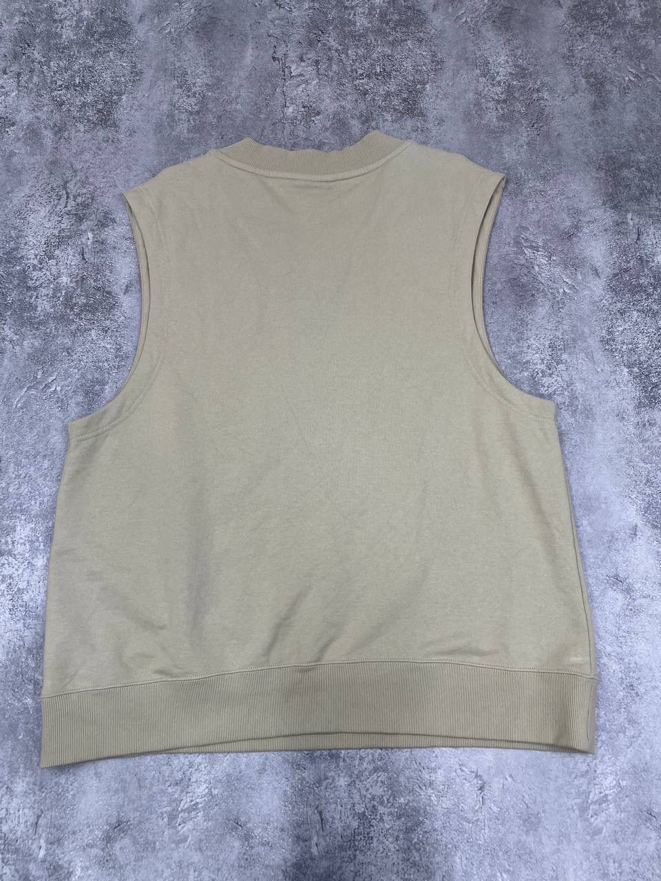 Nike Puma Men’s Sweatshirt Vest V-Neck Beige Size L Size US L / EU 52-54 / 3 - 6 Thumbnail