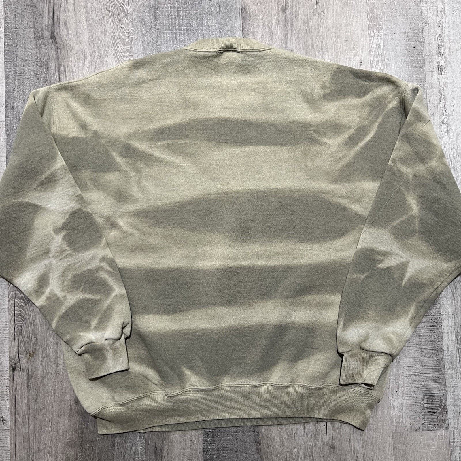 Russell Athletic VTG Sun Faded Beige Crewneck Sweatshirt Russell Athletic Size US XXL / EU 58 / 5 - 2 Thumbnail