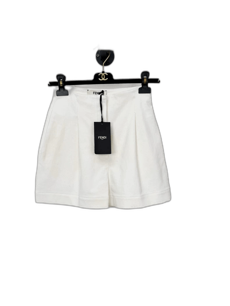 Fendi Fendi New White Shorts with Tag Size 34" / US 12 / IT 48 - 1 Thumbnail