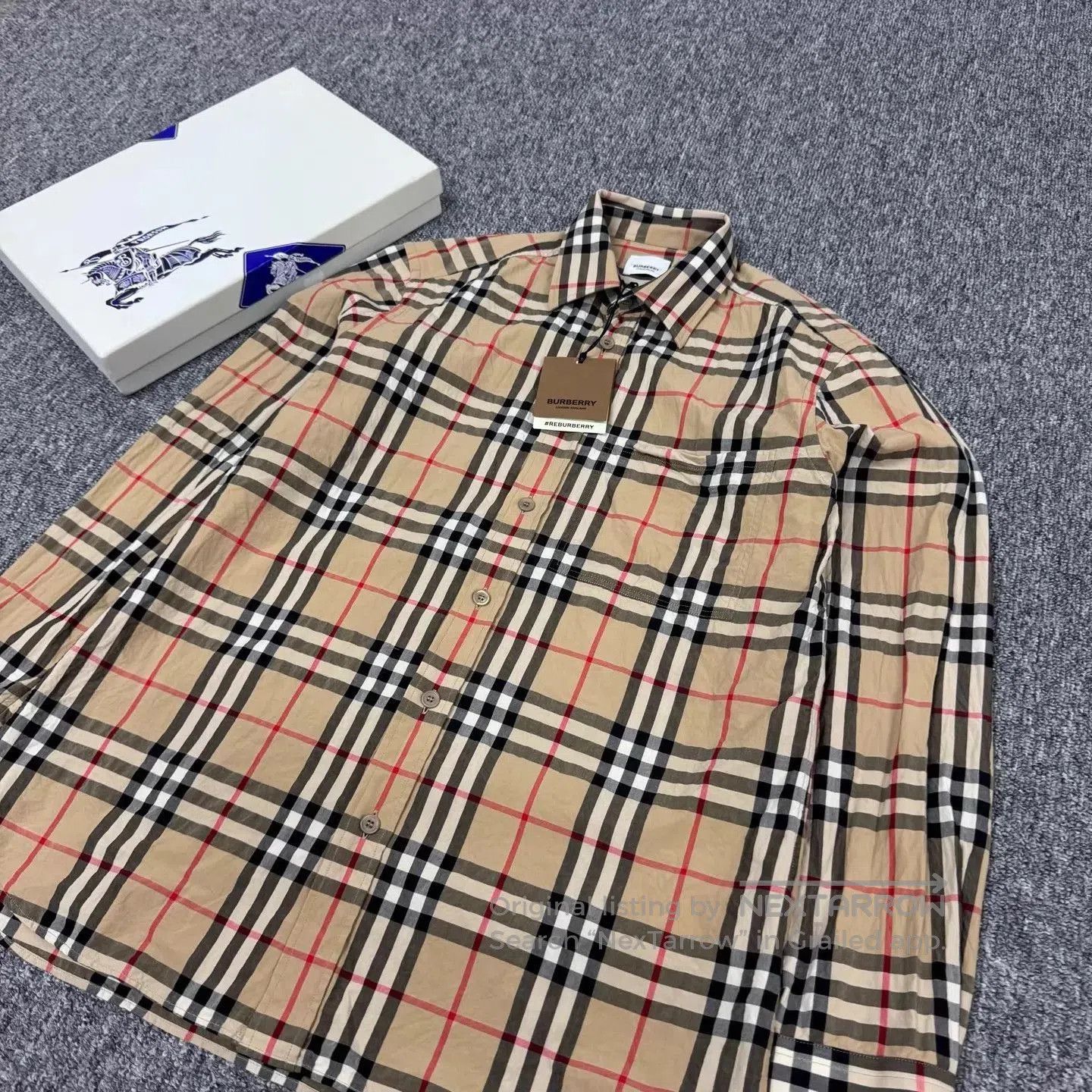 Burberry Plaid Long. Size US M / EU 48-50 / 2 - 4 Thumbnail
