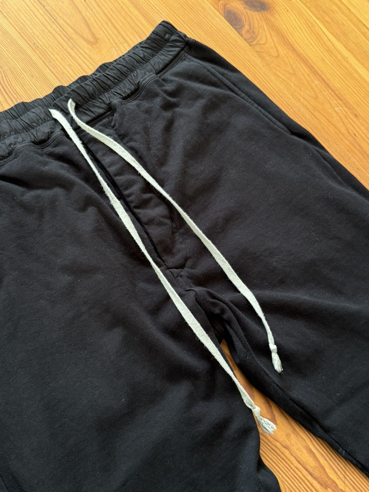 Rick Owens × Rick Owens Drkshdw Rick owens sweatpants Black Size US 32 / EU 48 - 2 Thumbnail
