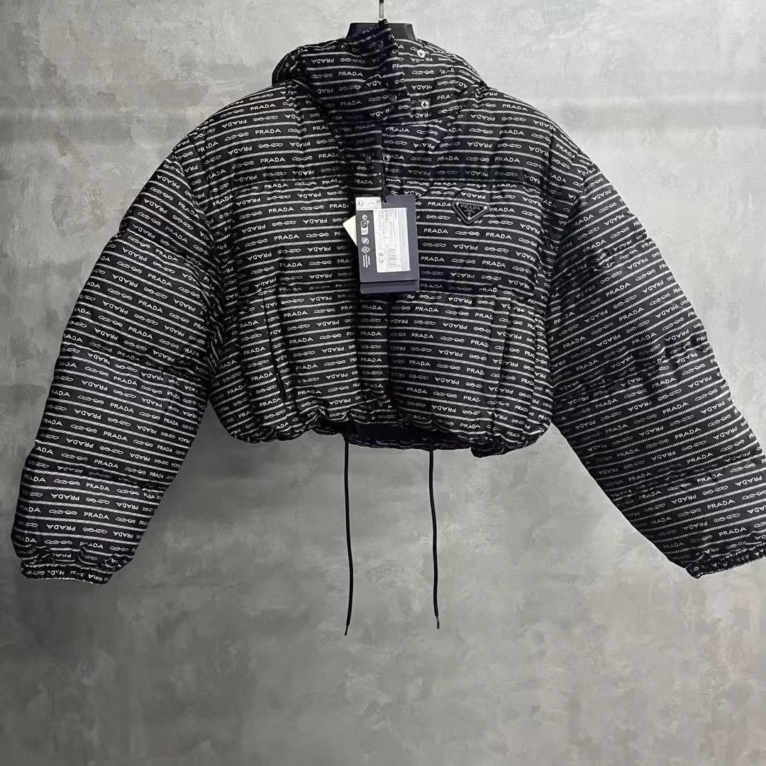 Prada Prada Black Allover Print Short Hooded Down Jacket 38 Size S / US 4 / IT 40 - 1 Thumbnail