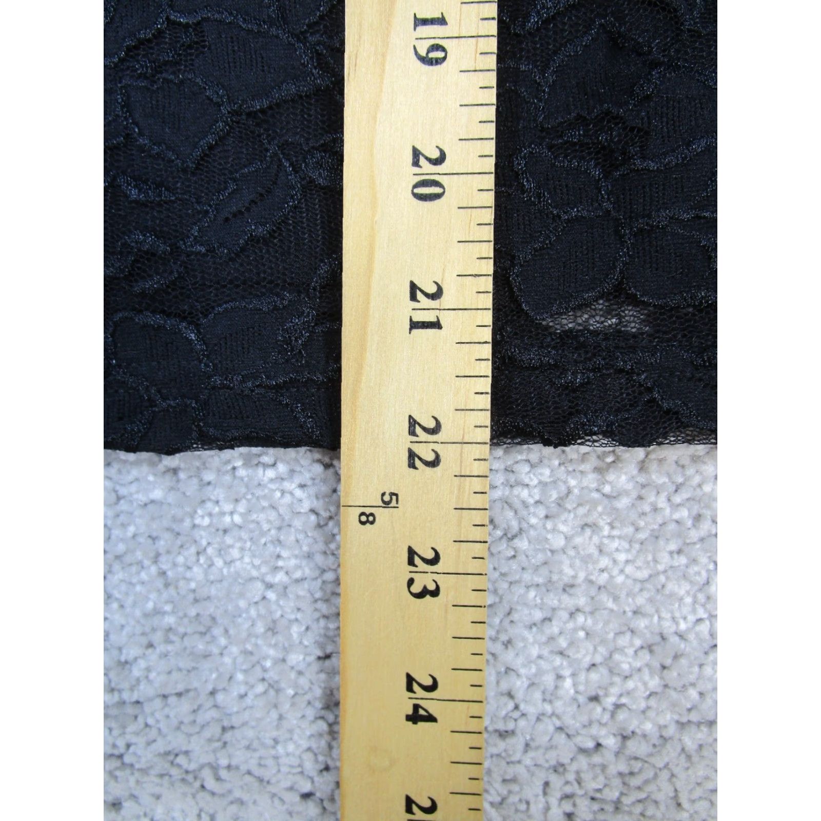 Banana Republic VINTAGE Banana Republic Blouse Shirt Womens XS Long Sleeve Black Embroidered Nylon Top 90s Womens Size XS / US 0-2 / IT 36-38 - 8 Thumbnail