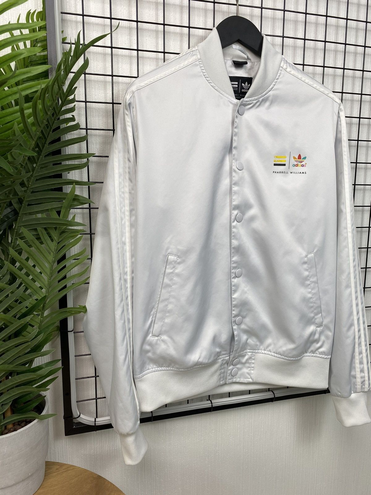 Adidas × Pharrell Adidas X Pharrell Williams Track Bomber Jacket Size US L / EU 52-54 / 3 - 2 Thumbnail