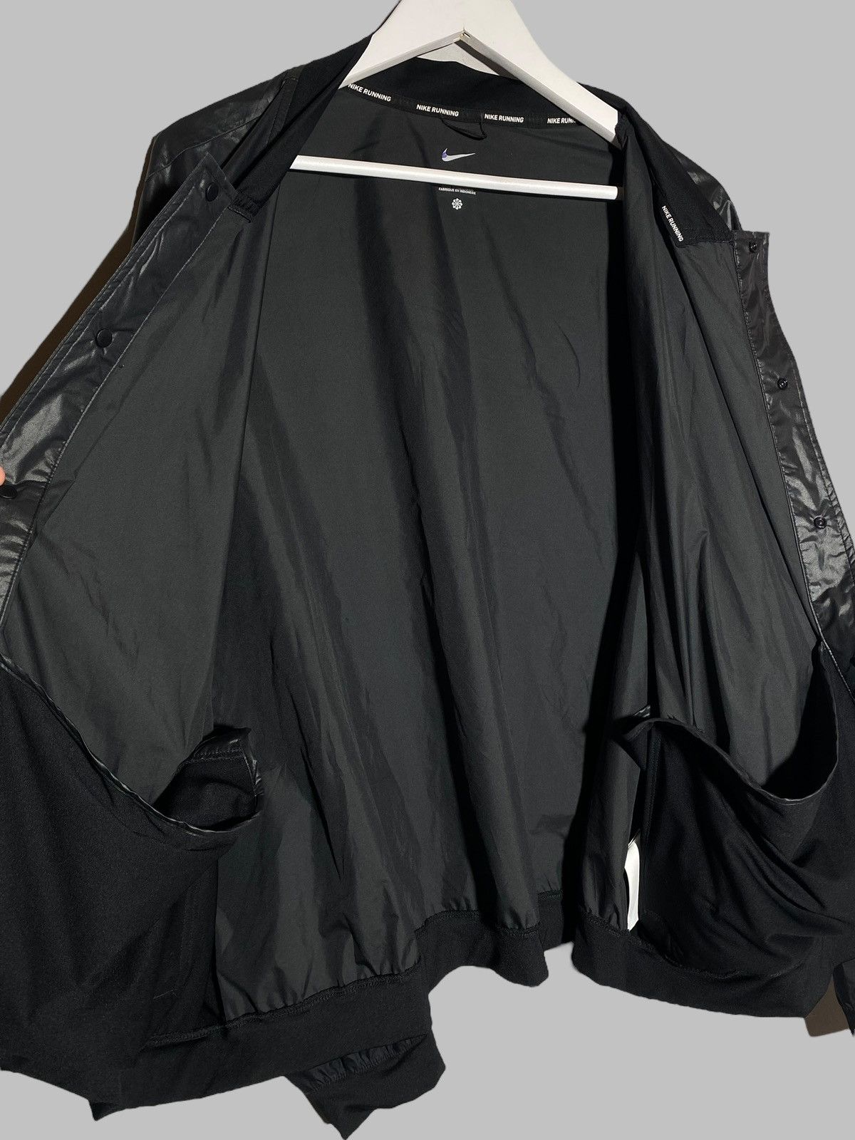 Nike 🔥 NIKE BLACK NYLON WINDBREAKER BOMBER Y2K TECH RUNNER VIBES Size US XL / EU 56 / 4 - 12 Thumbnail