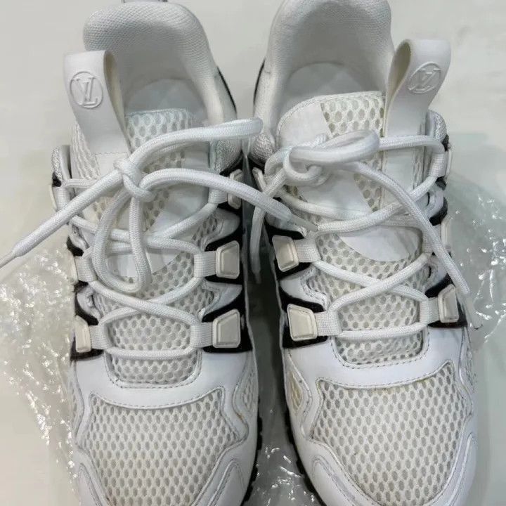 Louis Vuitton Louis Vuitton Classic White Sport Sneakers -2508 Size US 6.5 / EU 39-40 - 6 Thumbnail