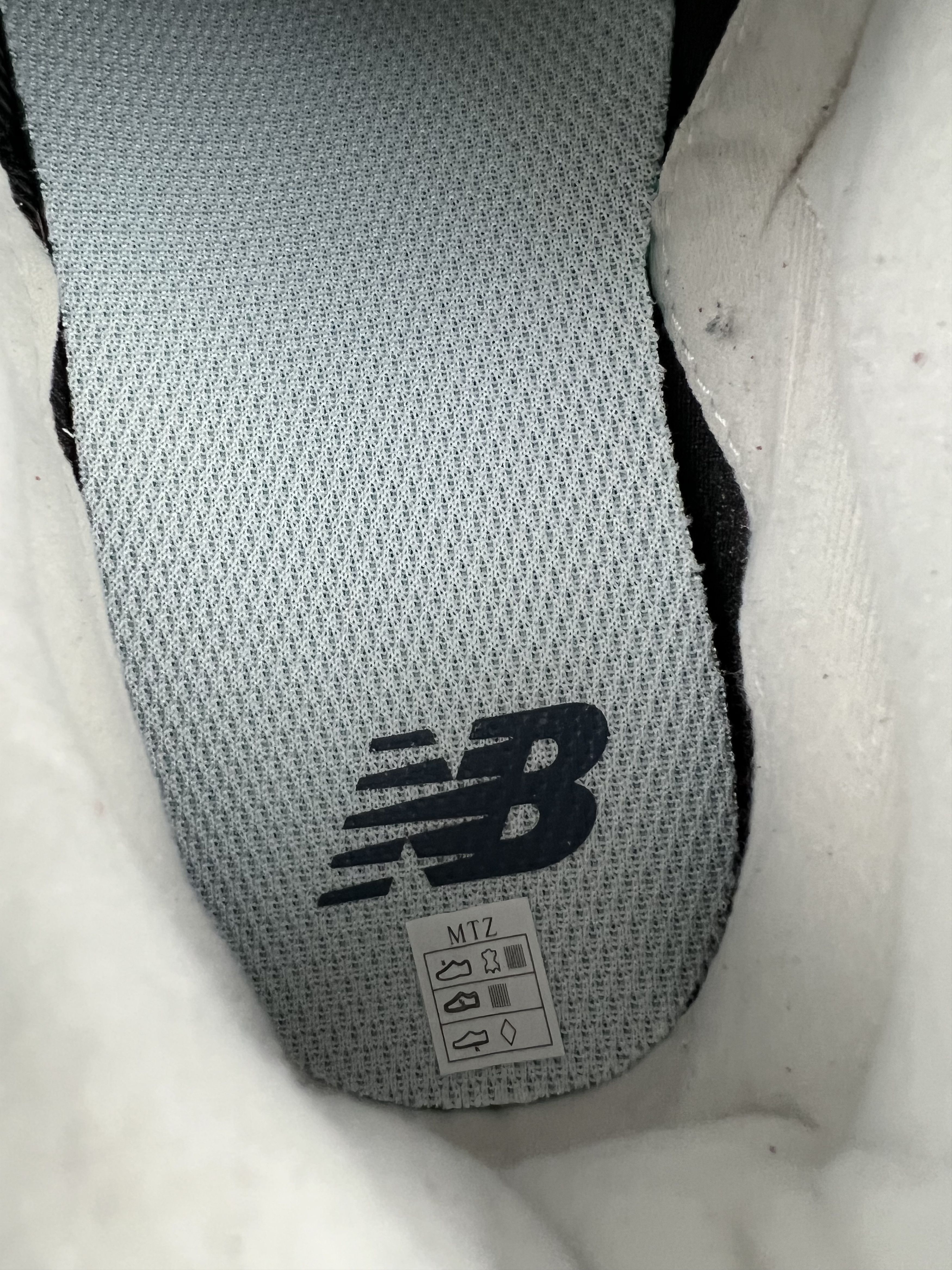New Balance New Balance Men's Sneakers US8 UK7.5 EU41.5 Size US 8 / EU 41 - 8 Thumbnail