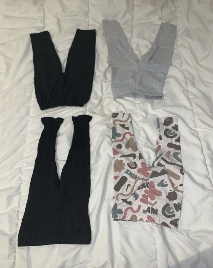 Nike Lot de quatre pantalons pour petite fille Size 26" / US 2 / IT 38 - 2 Thumbnail