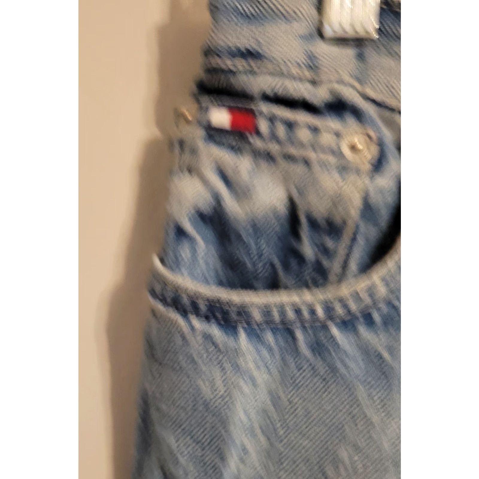 Tommy Hilfiger VINTAGE Tommy Hilfiger Boyfriend Jeans 6 31" Inseam Womens Light Blue 5-Pocket Logo Jeans Women's Size 28" / US 6 / IT 42 - 2 Thumbnail