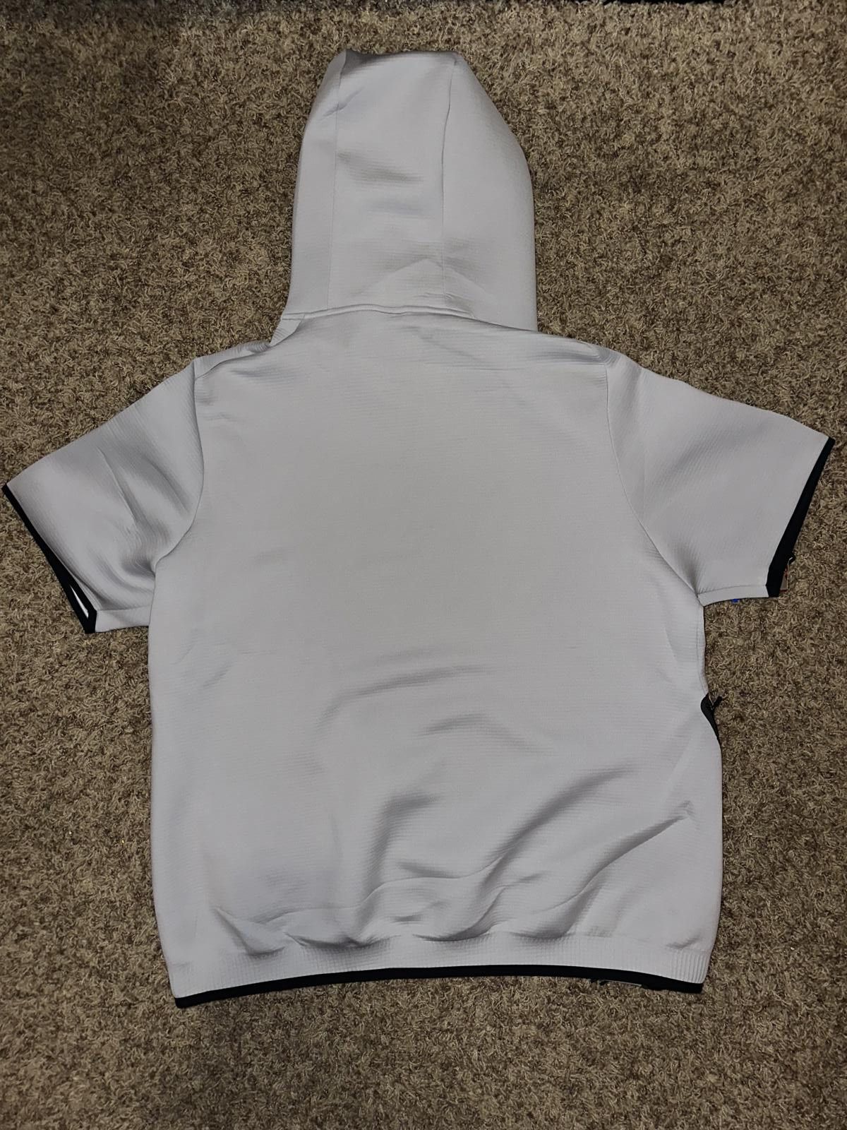 Nike Nike Gray Hooded Football Poncho Size US XL / EU 56 / 4 - 7 Thumbnail