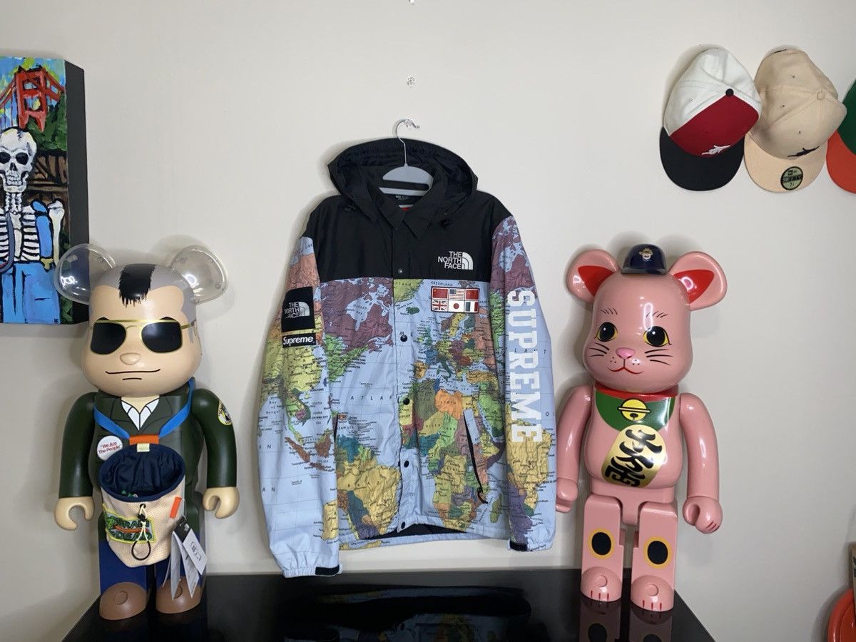 image of Supreme Atlas Coaches Jacket, Men's (Size XL)