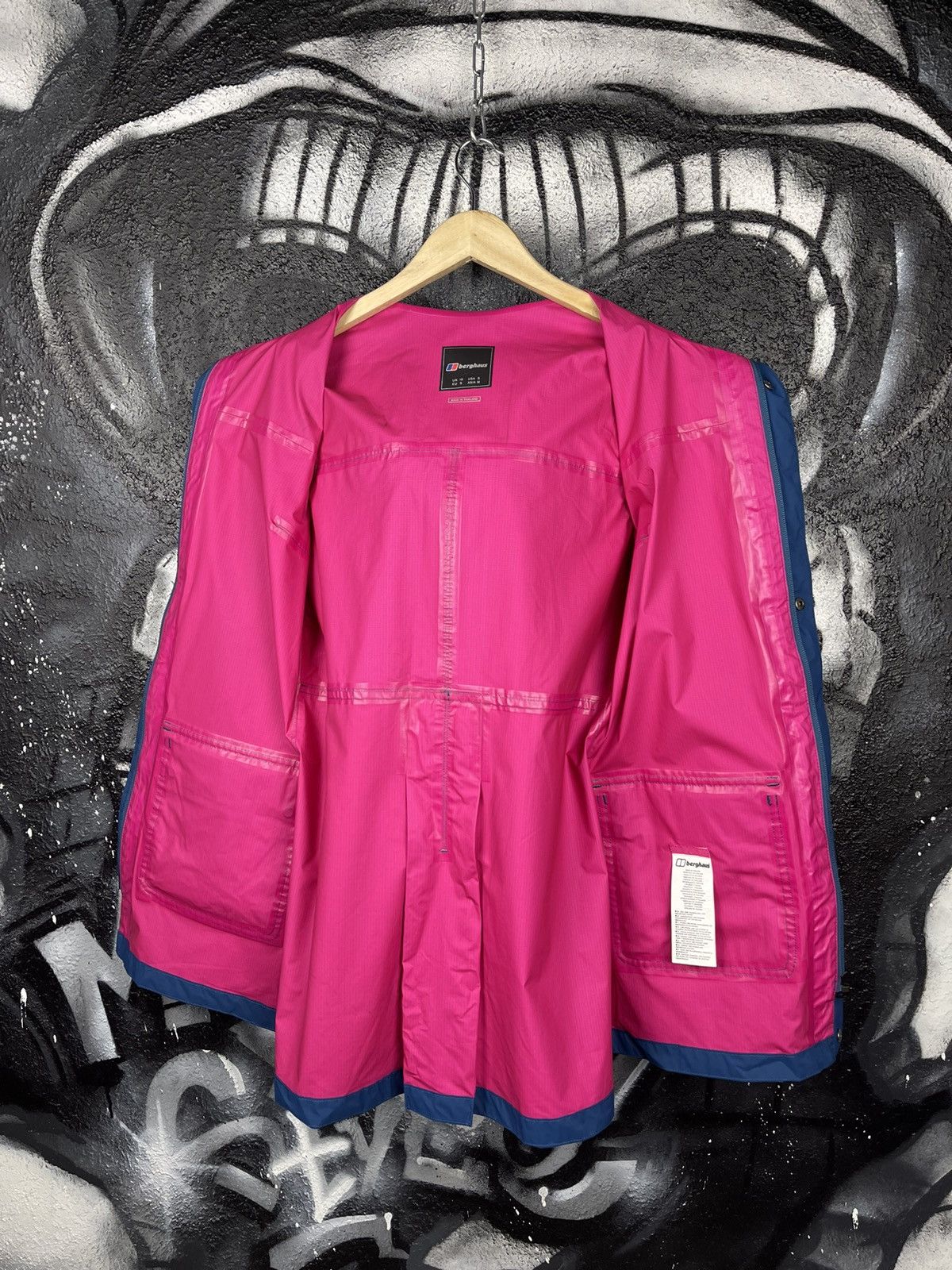 Berghaus Berghaus HYDROSHELL Blue Raincoat Woman’s Jacket Size S Size S / US 4 / IT 40 - 10 Thumbnail