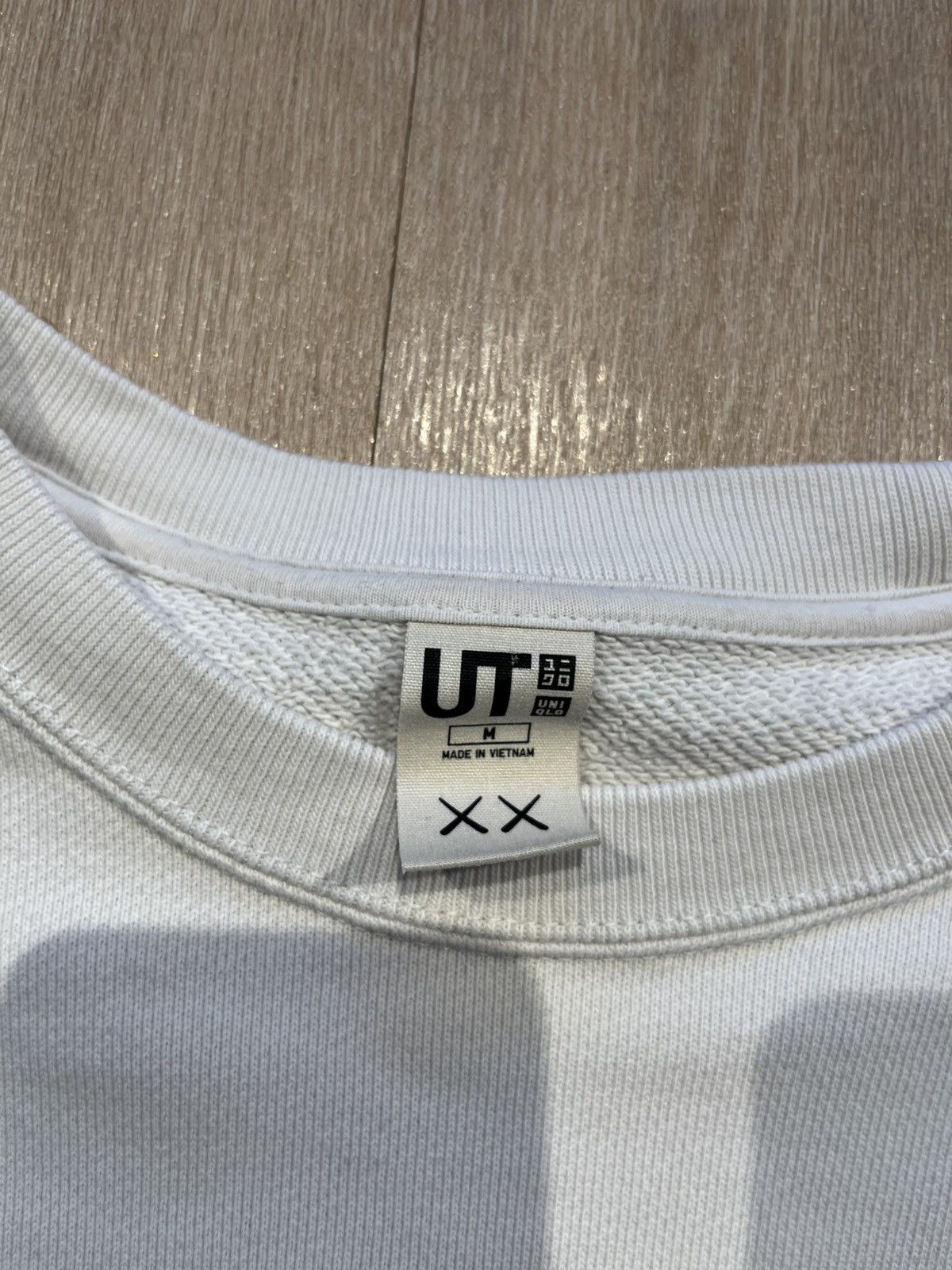 Kaws Kaws x Uniqlo sweater Medium Size US M / EU 48-50 / 2 - 5 Thumbnail