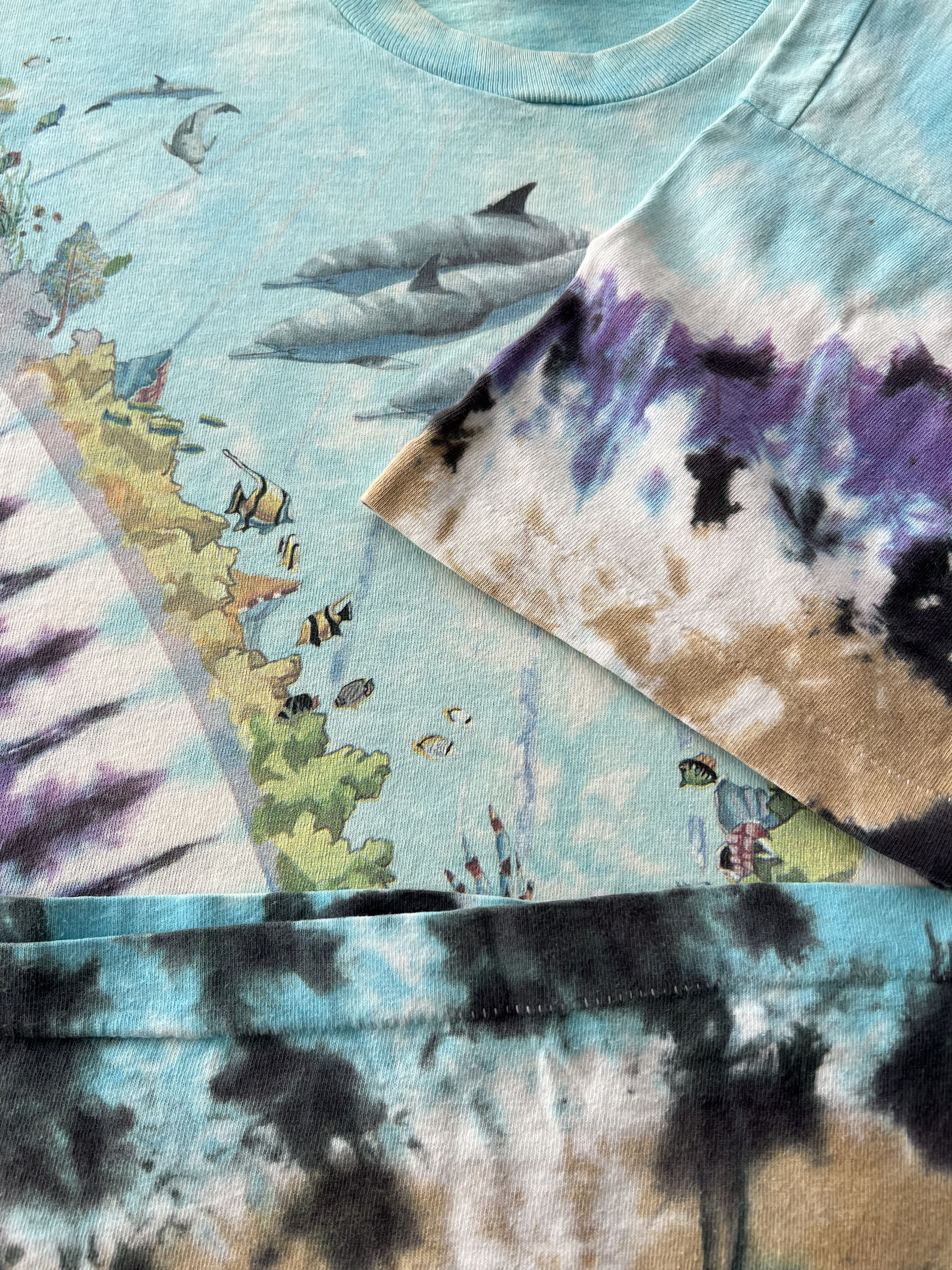 Liquid Blue Vintage 1990 Liquid Blue John Connell Ocean Dolphin T-shirt Size US XL / EU 56 / 4 - 8 Thumbnail
