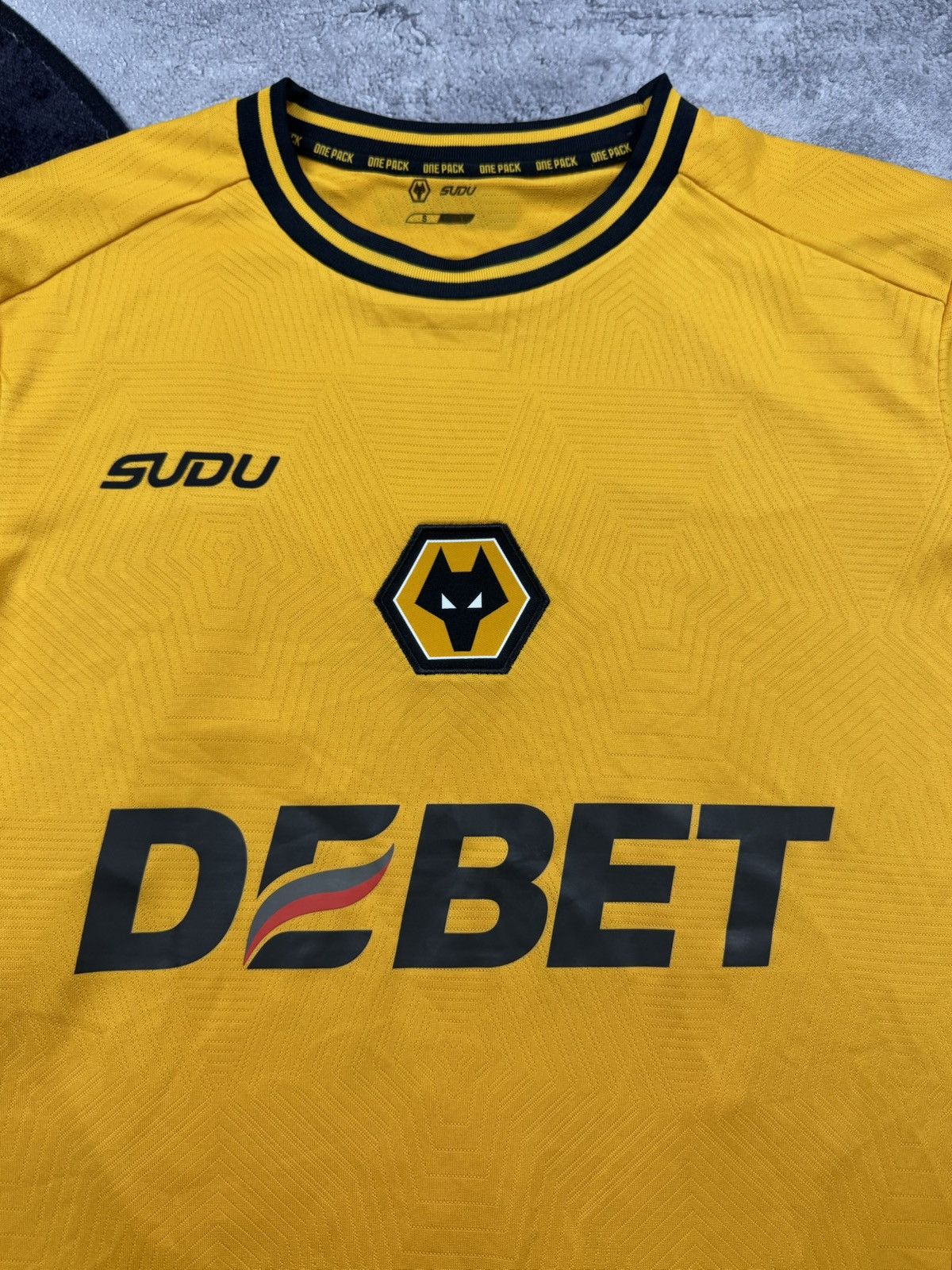 SUBU Wolverhampton Wanderers 2024/25 Home Shirt #10 CUNHA Size S Size US S / EU 44-46 / 1 - 4 Thumbnail