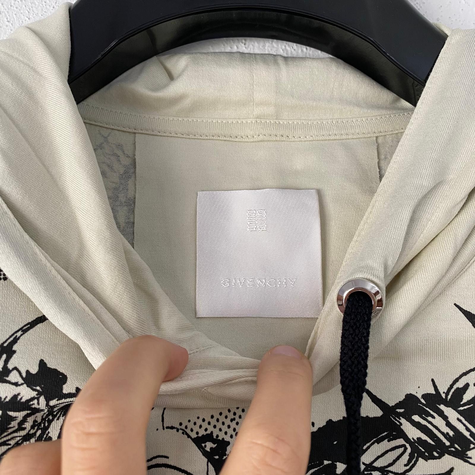 Givenchy Beige Tattoo 4G Logo Oversized Lightweight Hoodie Size US M / EU 48-50 / 2 - 6 Thumbnail