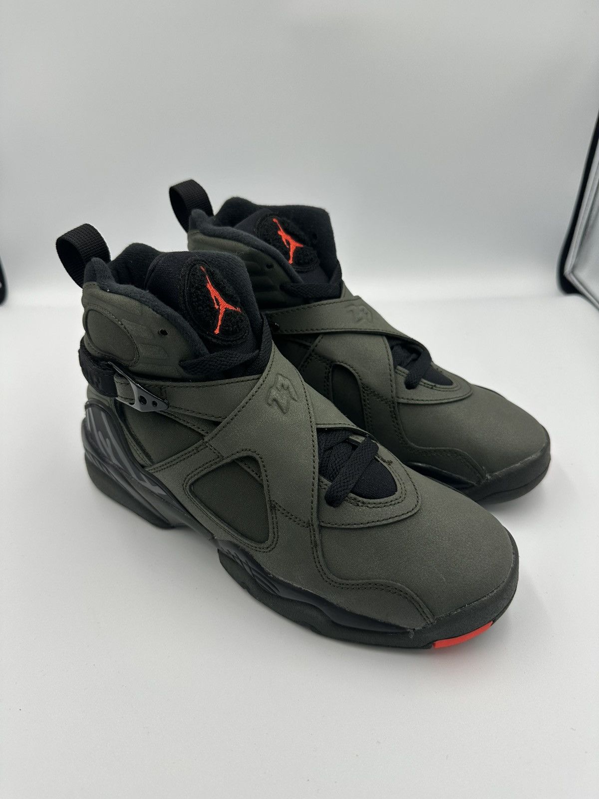 Jordan Brand × Undefeated Jordan 8 Undftd Size US 5 / EU 37 - 7 Thumbnail
