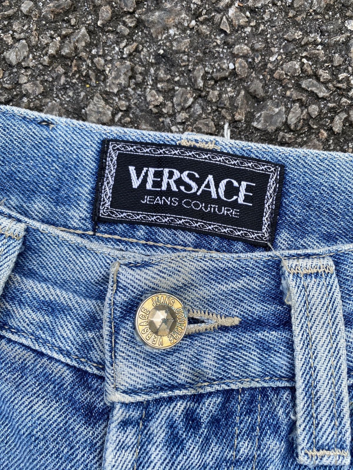 Versace × Versace Jeans Couture × Vintage 1990s - Vintage Versace Jeans Couture Washed Blue Jeans Size US 28 / EU 44 - 22 Thumbnail