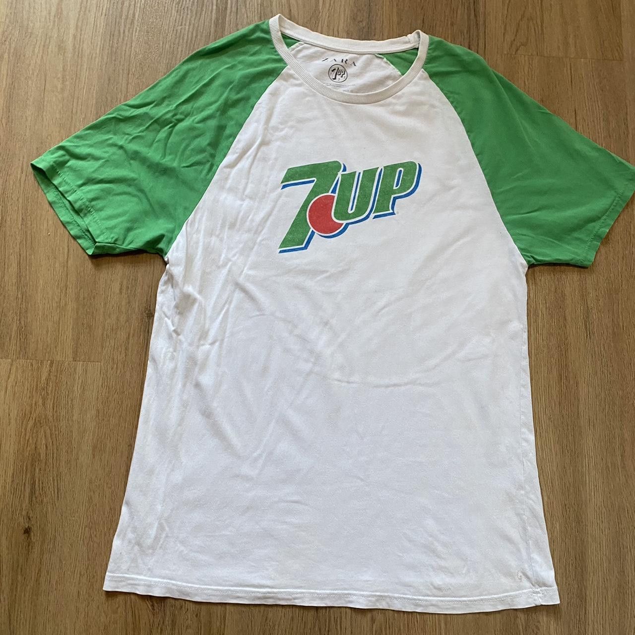 Zara 7UP green and white baseball tee Vintage y2k Size US L / EU 52-54 / 3 - 2 Thumbnail