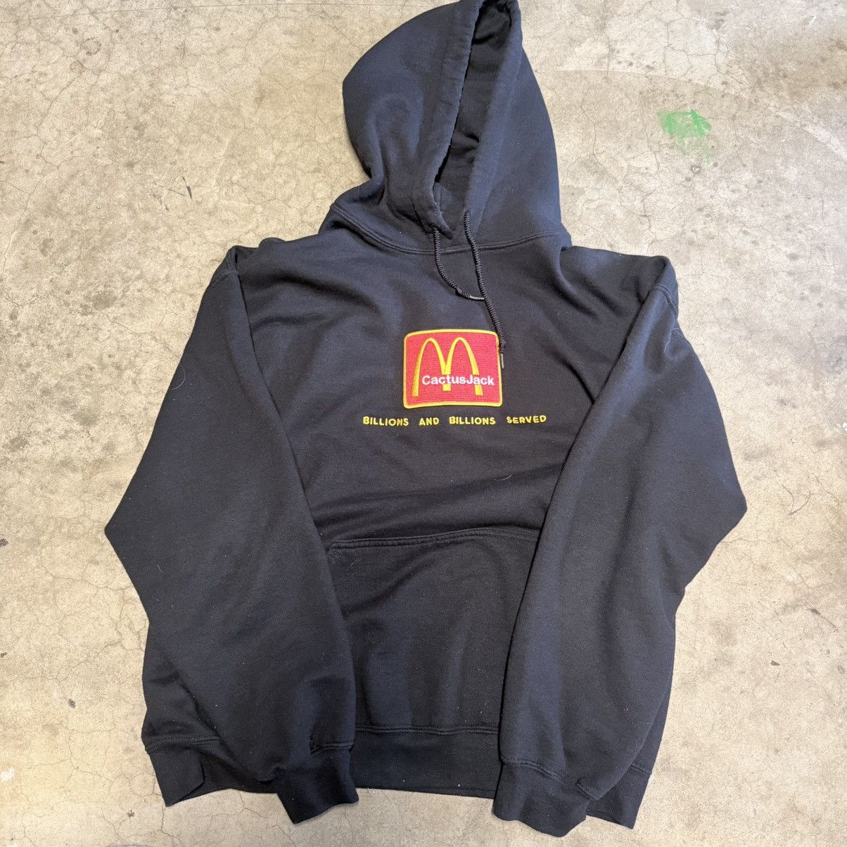 Travis Scott Travis Scott x Mcdonalds “Im lovin it” Hoodie Size US M / EU 48-50 / 2 - 1 Thumbnail