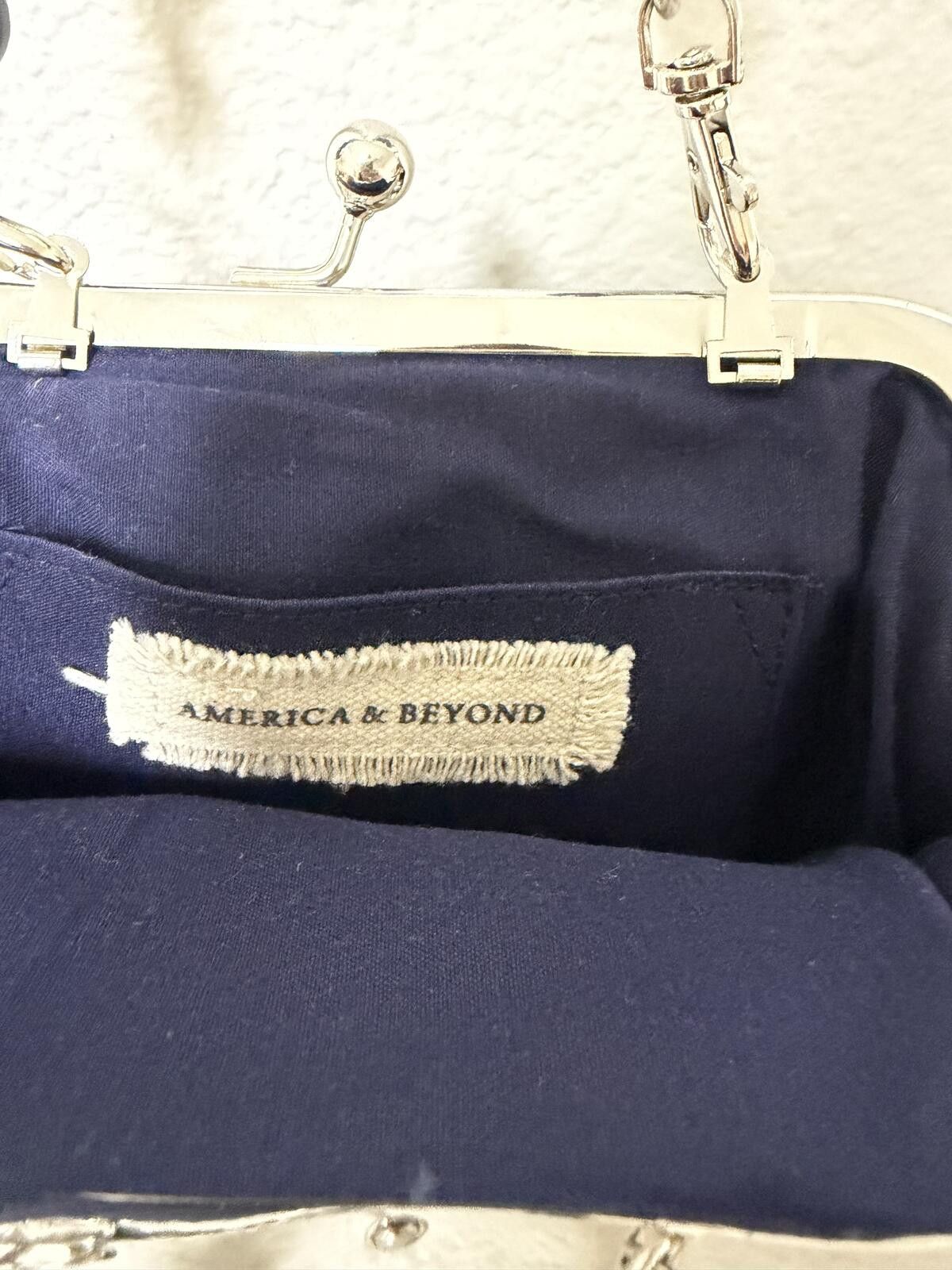 Other America & Beyond Beaded Frame Clutch Size ONE SIZE - 4 Thumbnail
