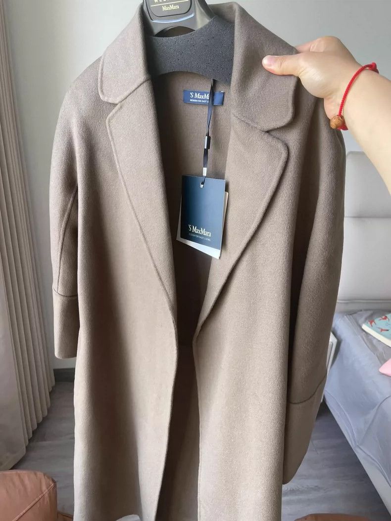 Max Mara Max Mara Classic mid-length solid wool coat with lace-up l Size XS / US 0-2 / IT 36-38 - 1 Thumbnail