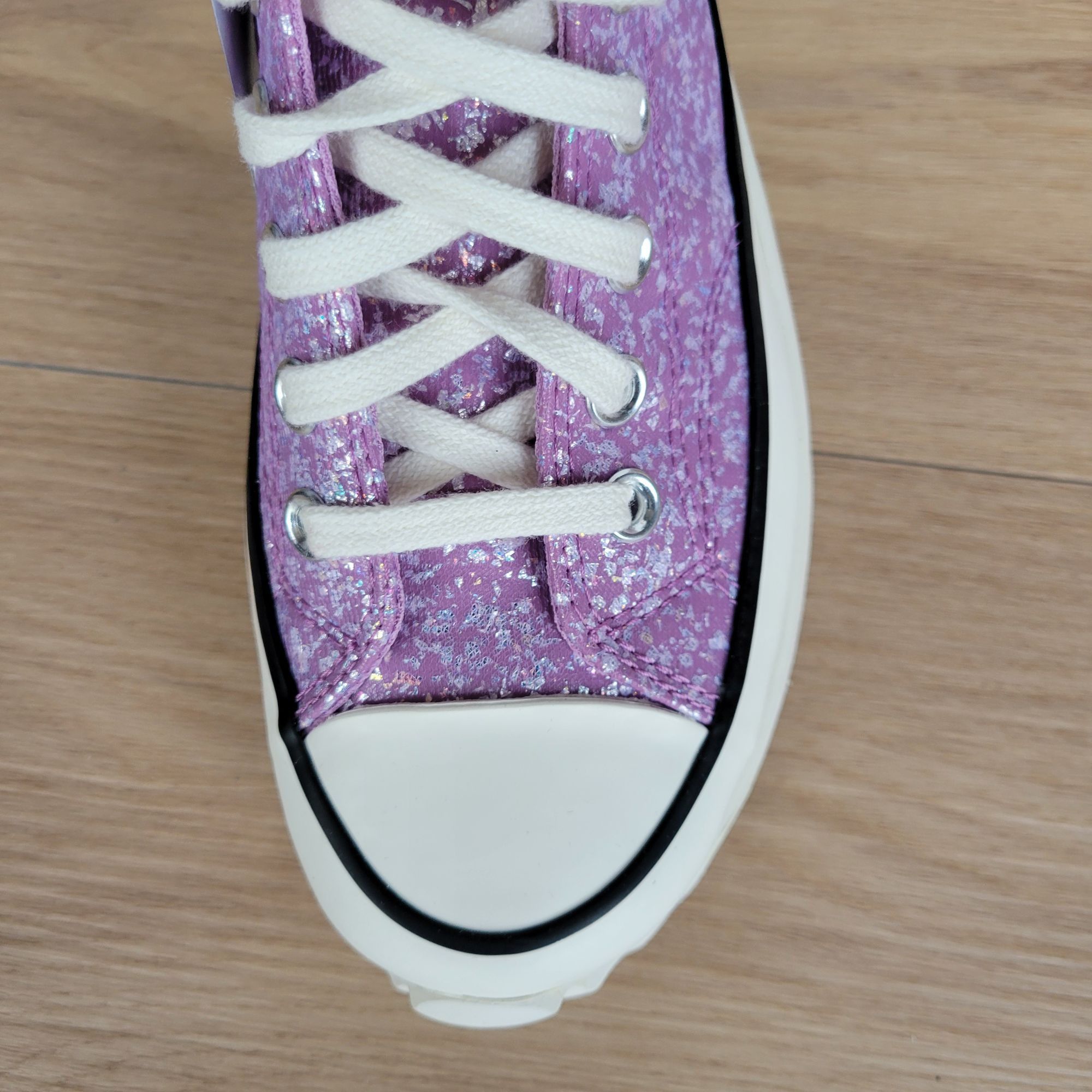 ⭐Converse Run Star Hike Hi Women Shoes Sz 10 Purple Glitter