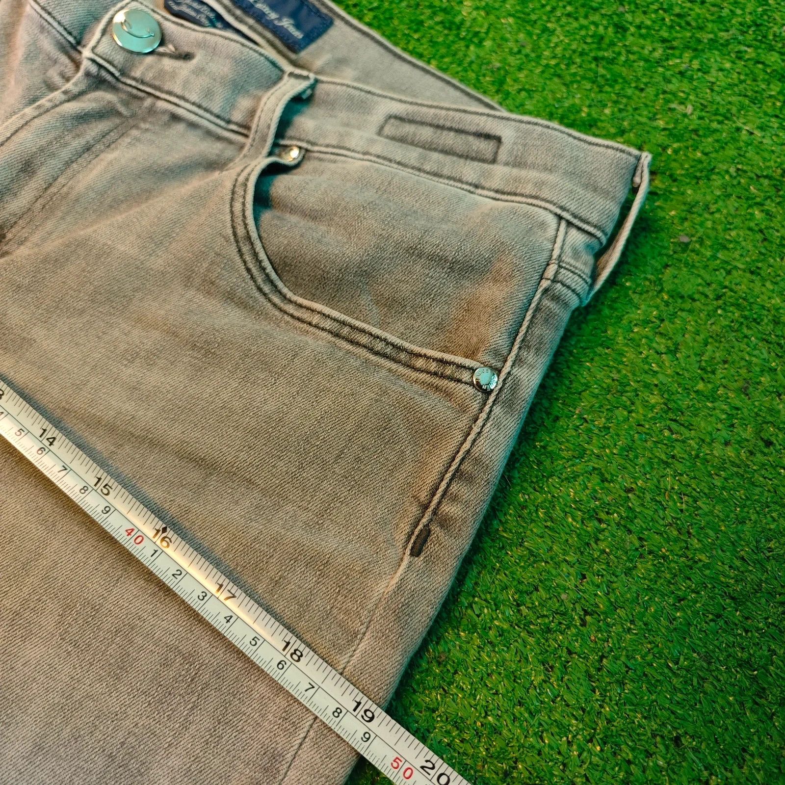 Jacob Cohen Jacob Cohen Jeans Womens 28 Gray straight regular handmade Size 28" / US 6 / IT 42 - 15 Thumbnail