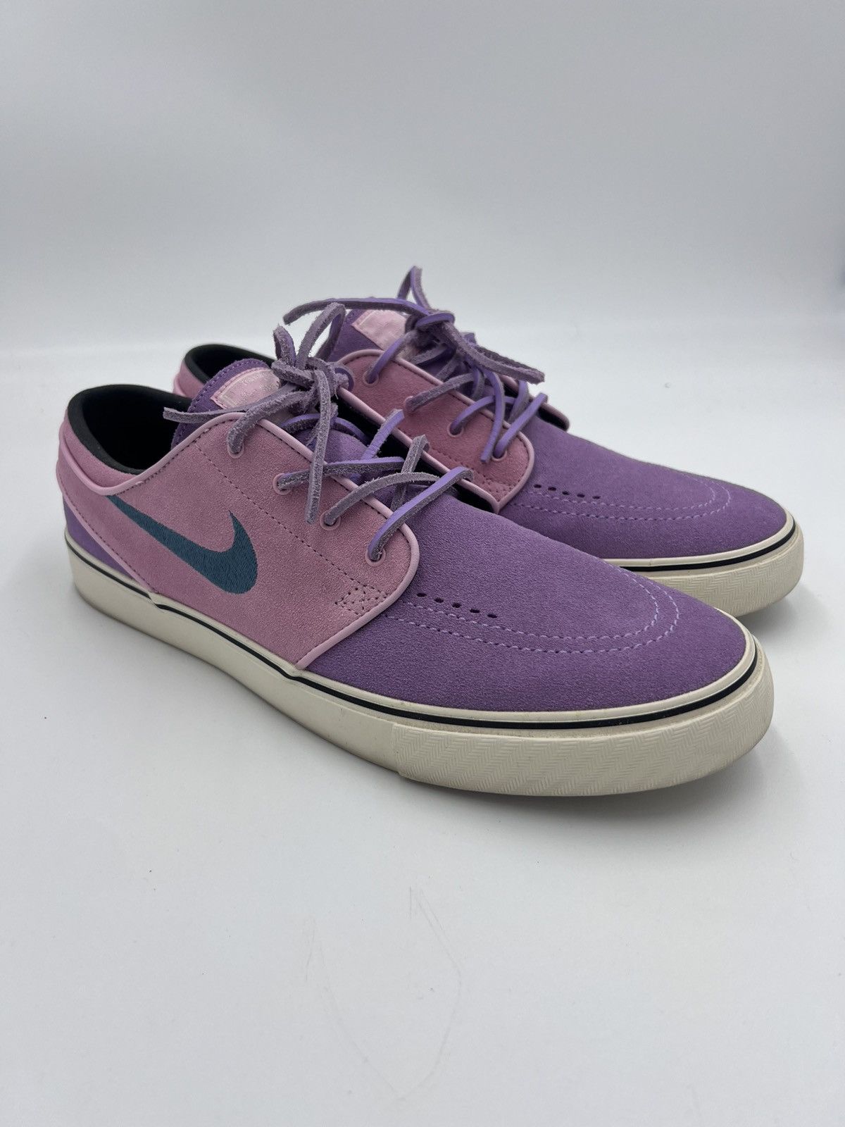 Nike SB Stefan Janoski+ Lilac Medium Soft Pink Size US 10 / EU 43 - 1 Thumbnail