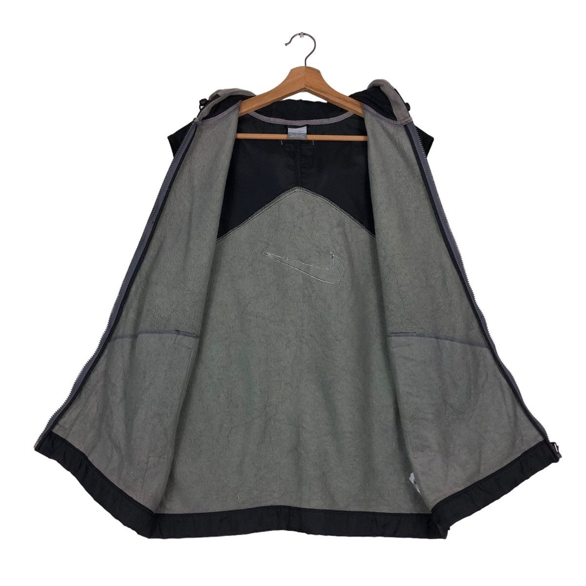 Nike 🔥VINTAGE RUNNING TANKTOP NIKE BIG SWOOSH Size US XL / EU 56 / 4 - 13 Thumbnail