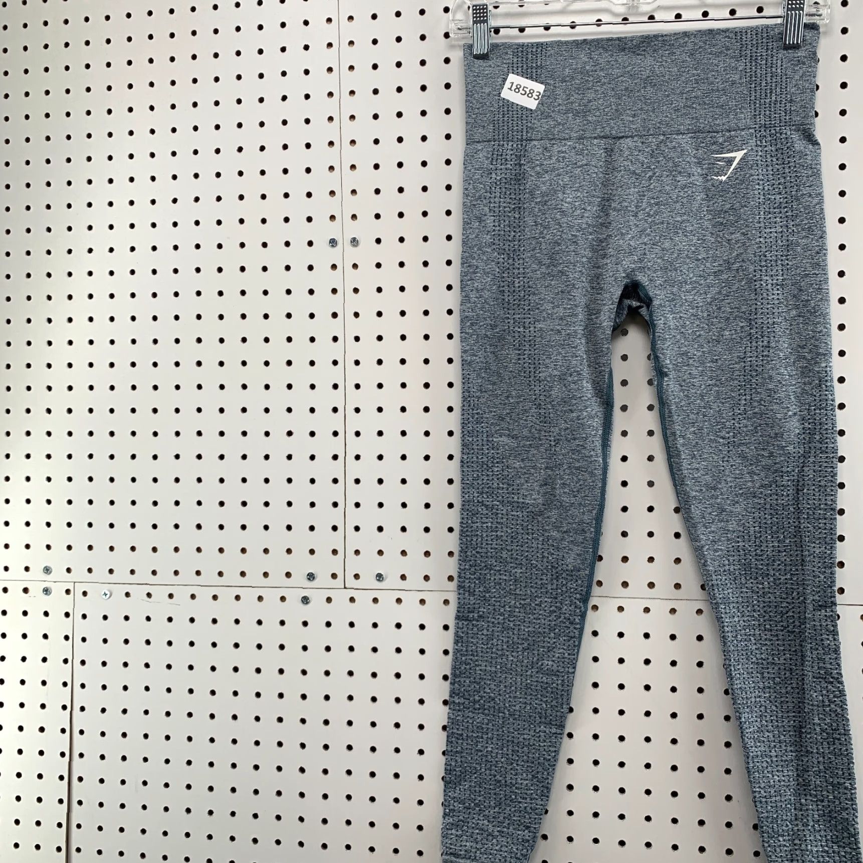 Gymshark Gymshark Leggings Womens Small Gray Compression Pants 26X25 Shark Activewear Women Size 28" / US 6 / IT 42 - 3 Thumbnail