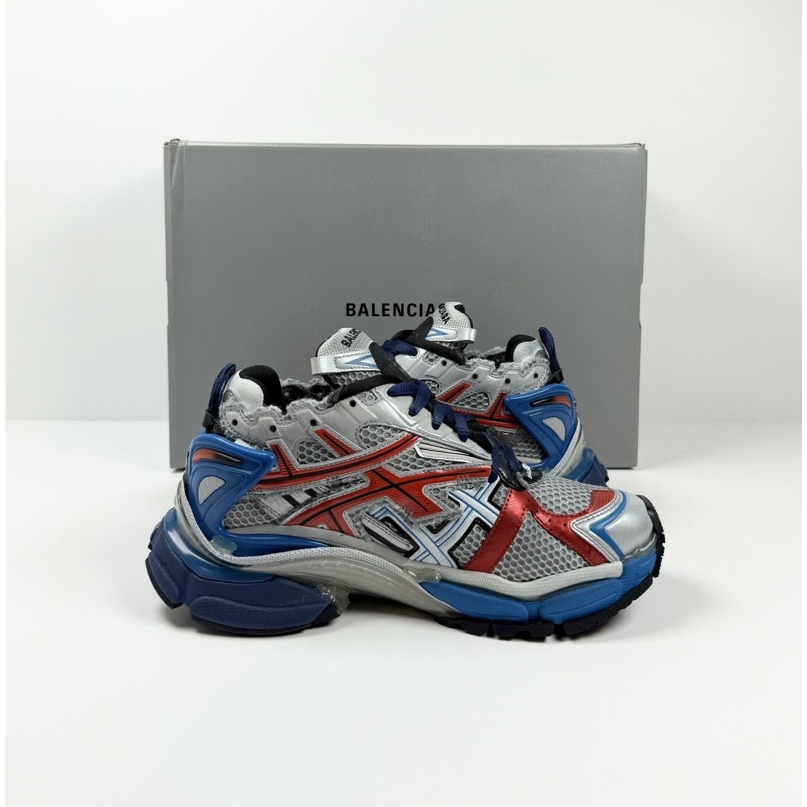 Balenciaga Size 40EU/7US - Balenciaga Runner Grey Red Blue NEW Size US 7 / EU 40 - 5 Thumbnail