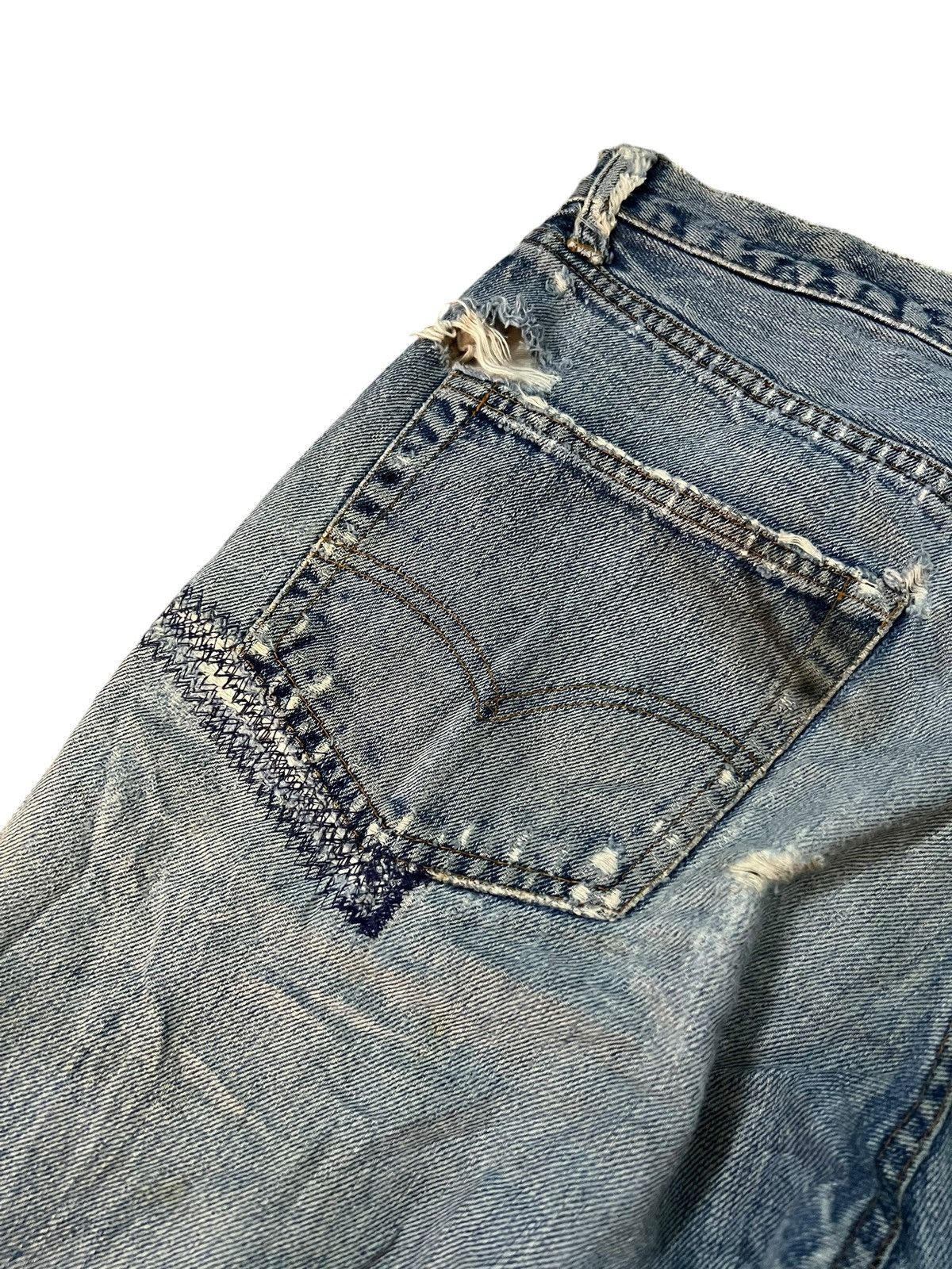 Levi's 70’s Distressed Thrashed Levis 501 Selvedge Rindem button#6 Size US 29 - 15 Thumbnail