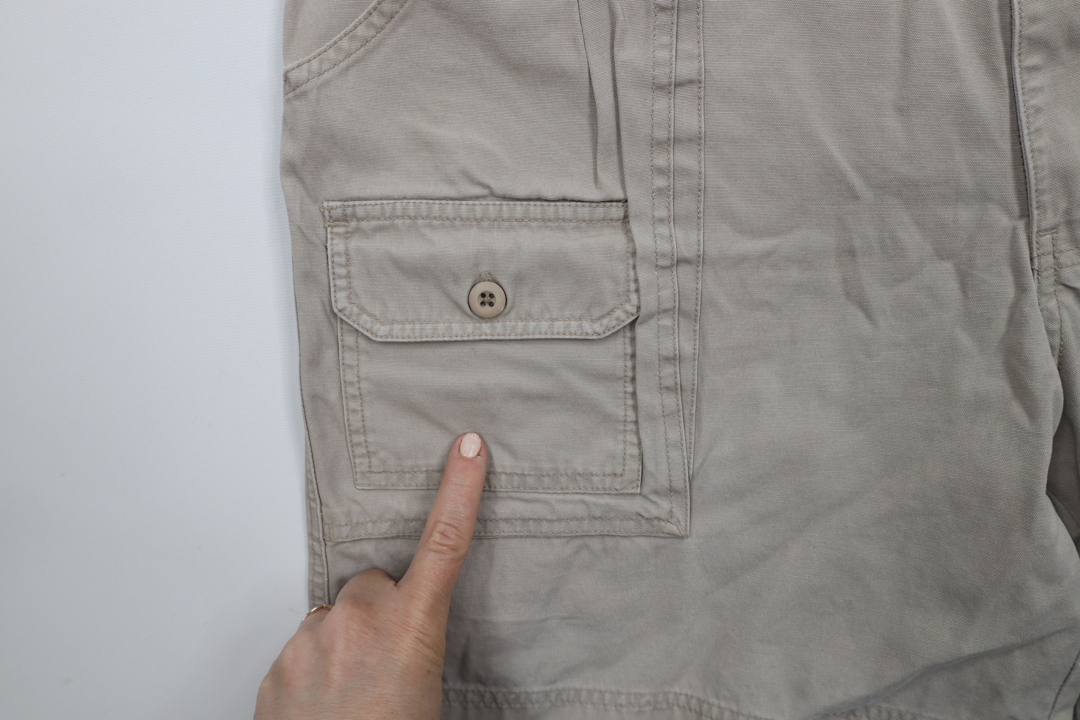 Cabelas × Vintage Vintage Cabelas Mens Above 7 Pocket Trail Cargo Shorts Beige Size US 38 / EU 54 - 5 Thumbnail