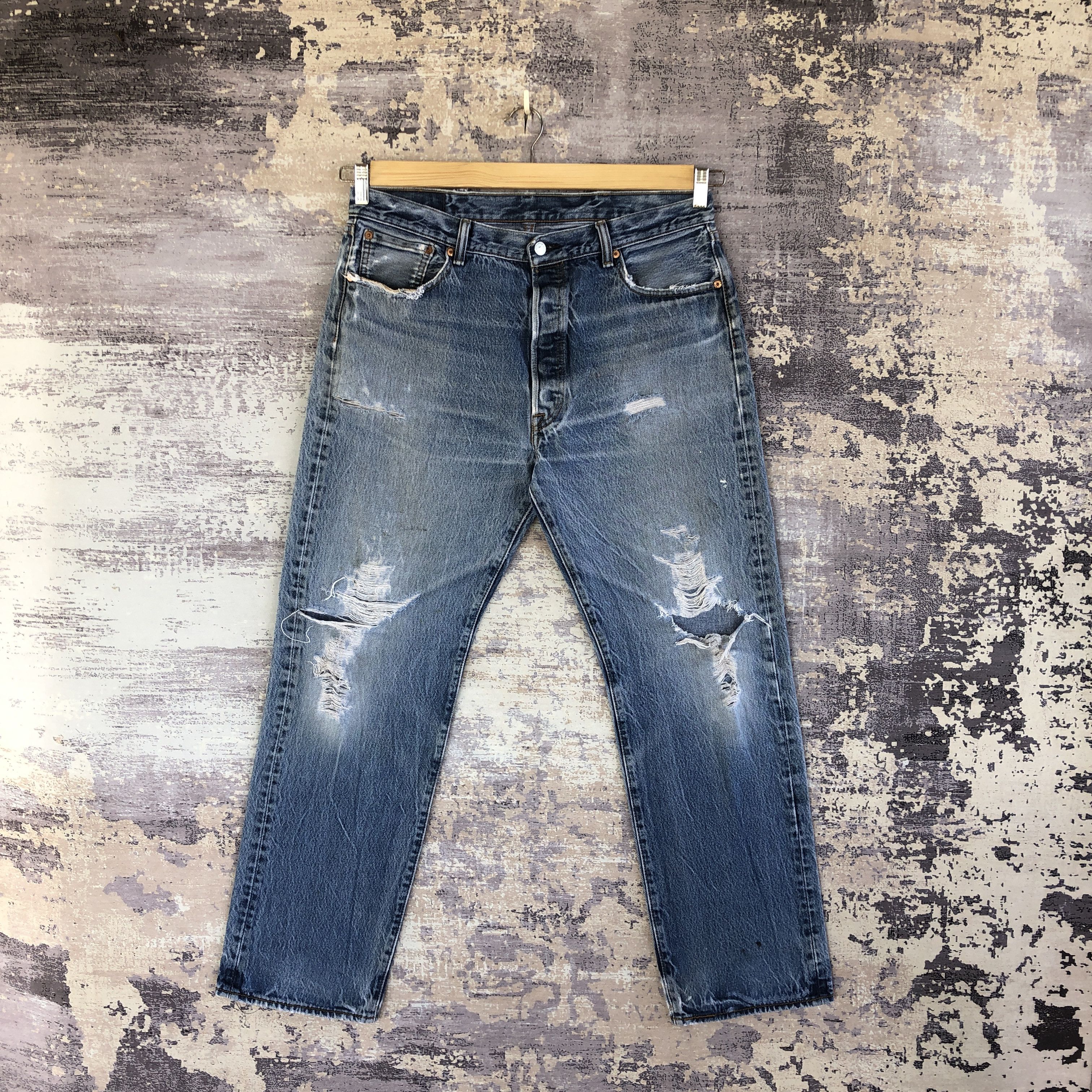 Levi's Vintage Distressed Levis 501 Blue Jeans Levi's Faded Denim Size US 34 / EU 50 - 1 Thumbnail