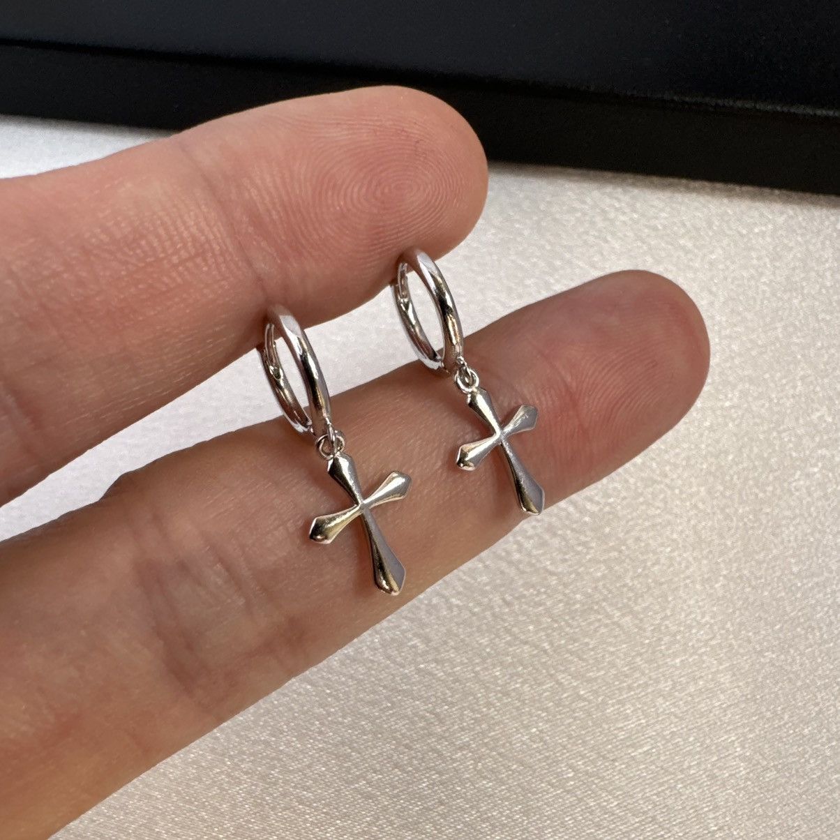 Other Cross Dangle Drop Earrings for Men Women Size ONE SIZE - 5 Thumbnail