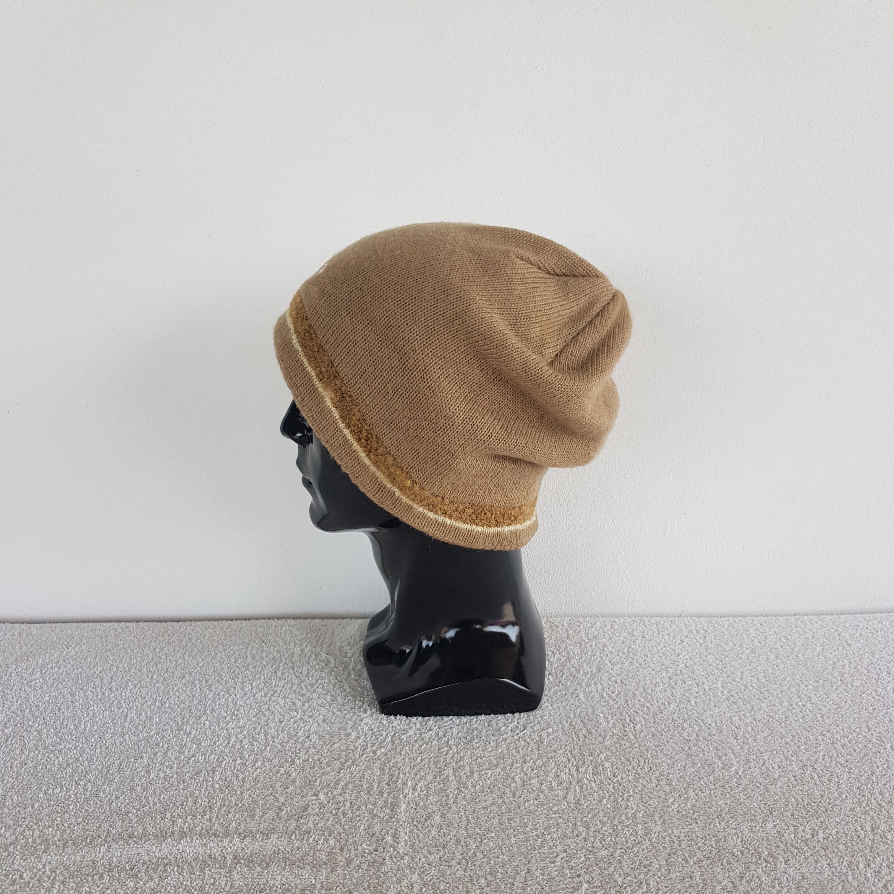 Japanese Brand Vintage Roxy Beanie Surfwear Snow Caps Hats Size ONE SIZE - 4 Thumbnail