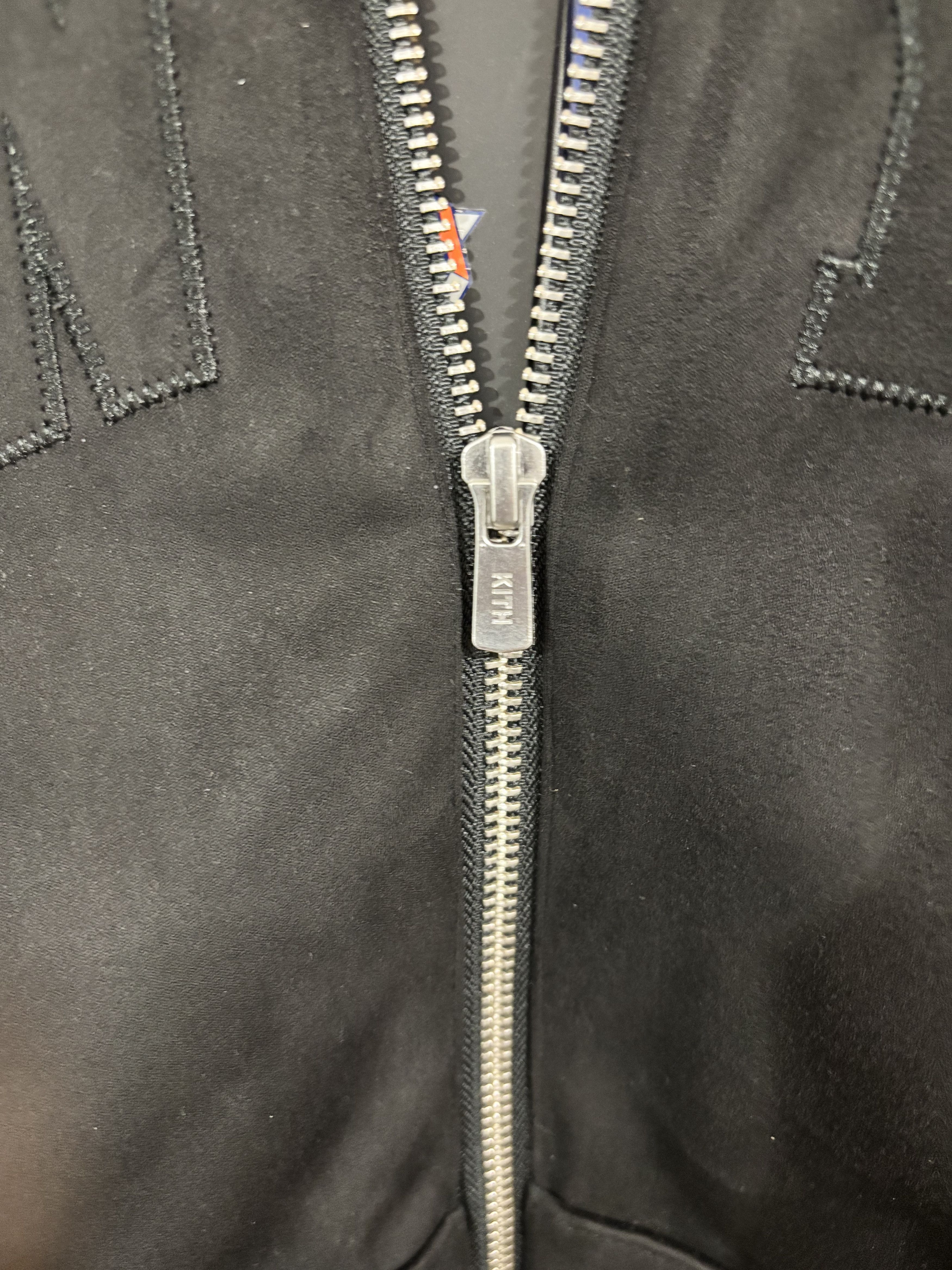 Kith × NBA Kith x Knicks Tonal Microsuede Jacket – Black – New w/ Tags Size US L / EU 52-54 / 3 - 4 Thumbnail